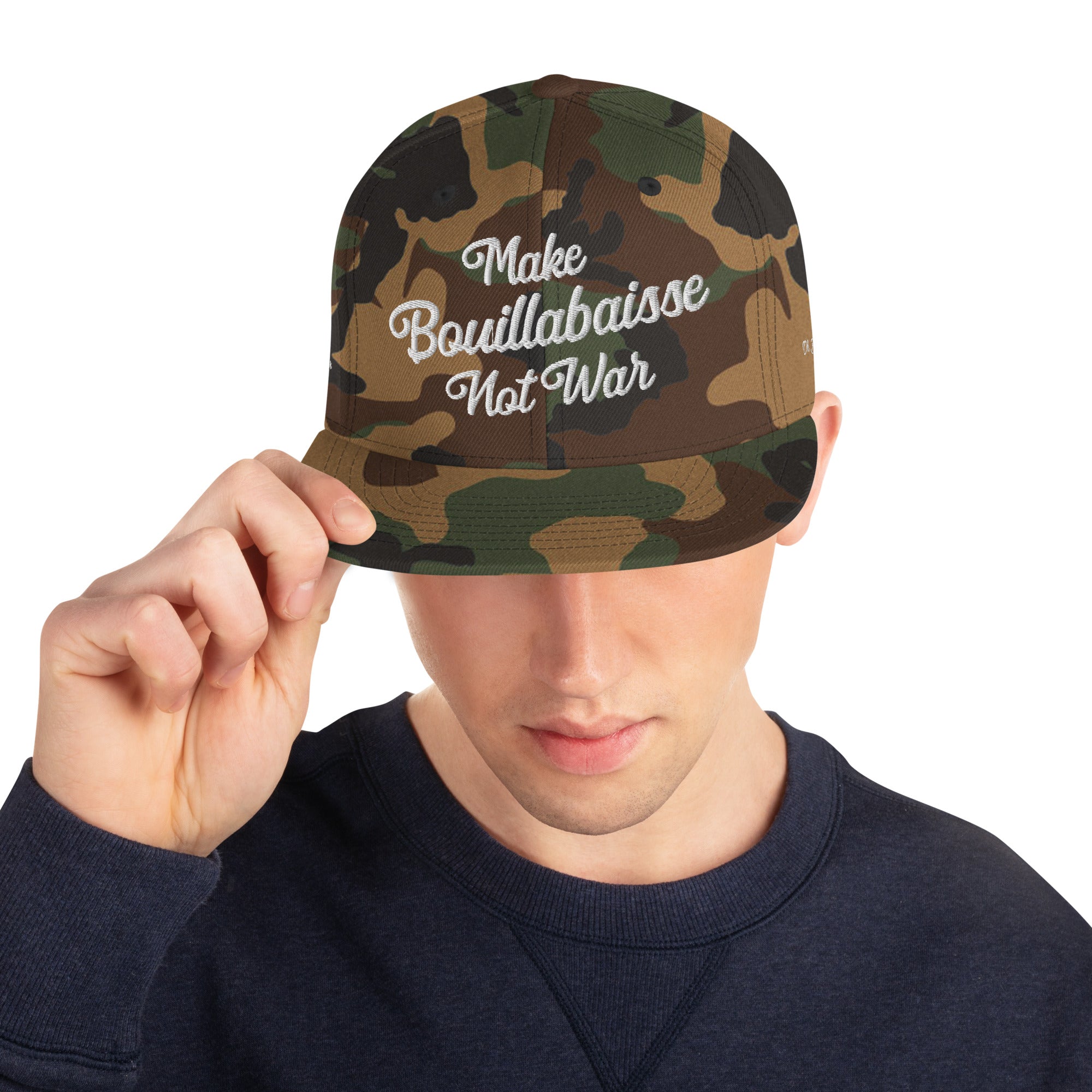 Casquette Snapback camouflage Make Bouillabaisse Not War White brodé sur 3 côtés