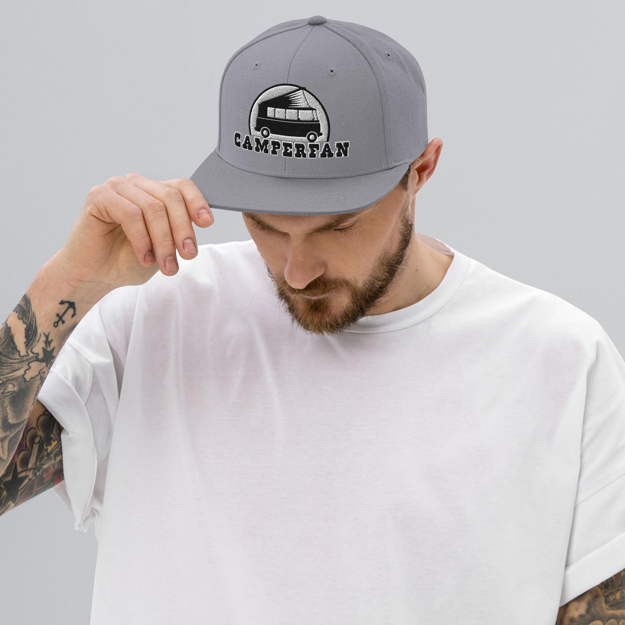 Two-Tone Snapback Wool Blend Cap Camperfan white/black