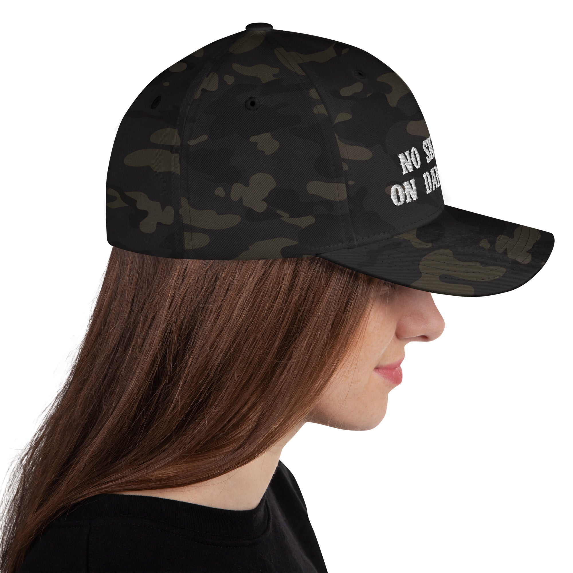 Casquette Structurée en Sergé camouflage No Skiboots on Dancefloor White