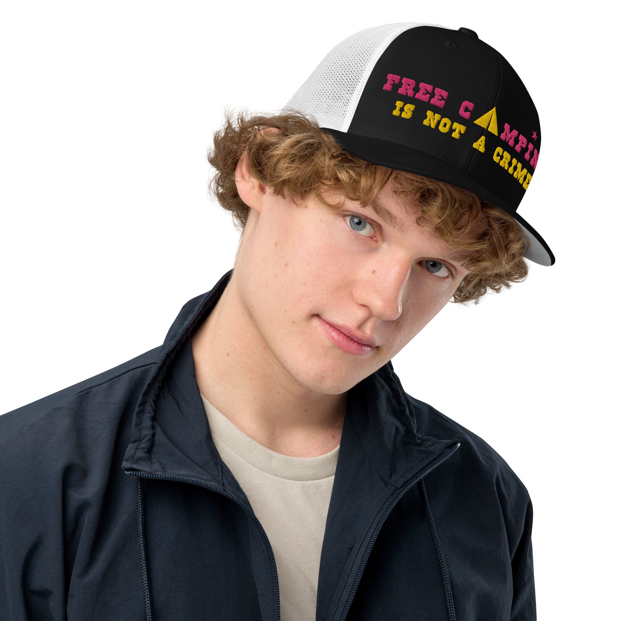 Casquette trucker renforcée Free camping is not a crime flamingo/yellow