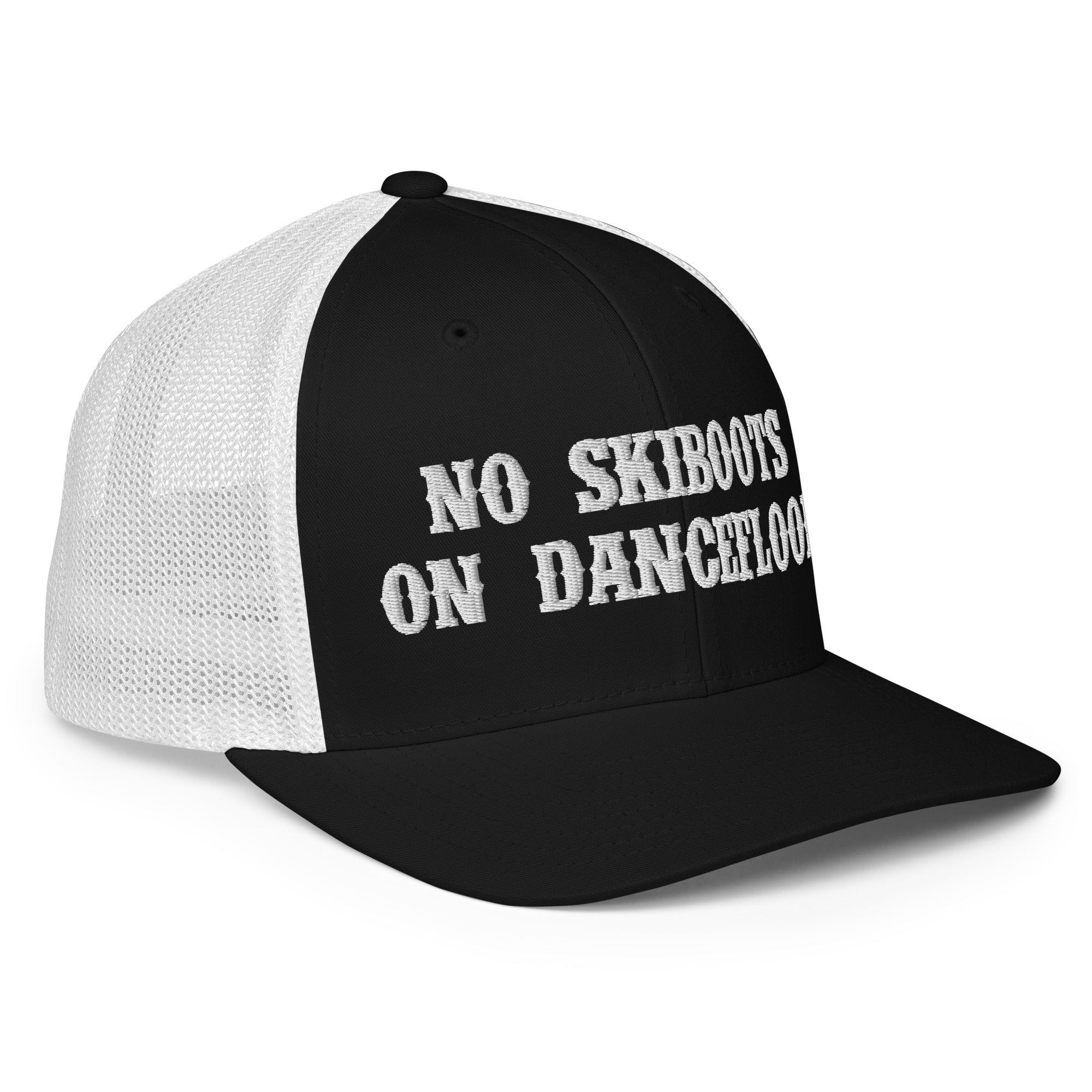 Closed-back trucker cap No Skiboots on Dancefloor White 3DPuffy