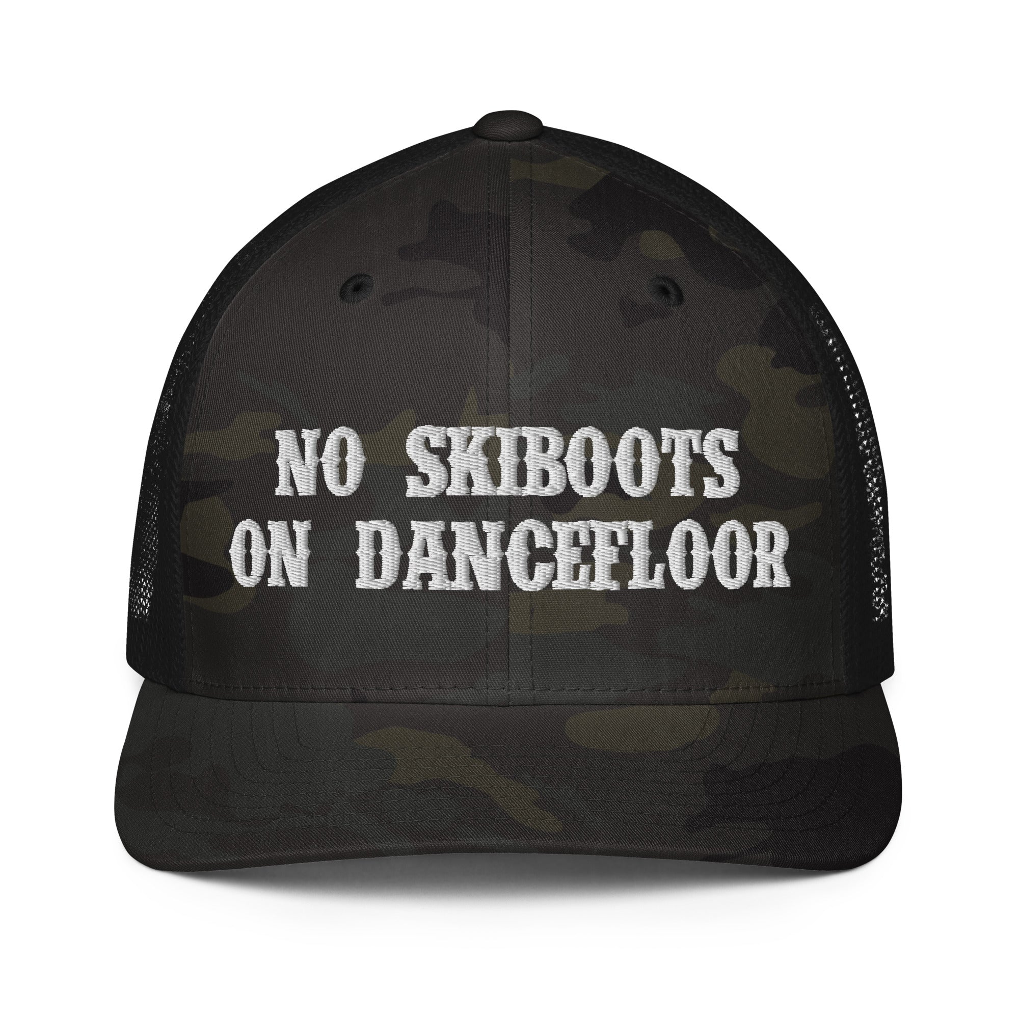 Closed-back trucker cap No Skiboots on Dancefloor White 3DPuffy