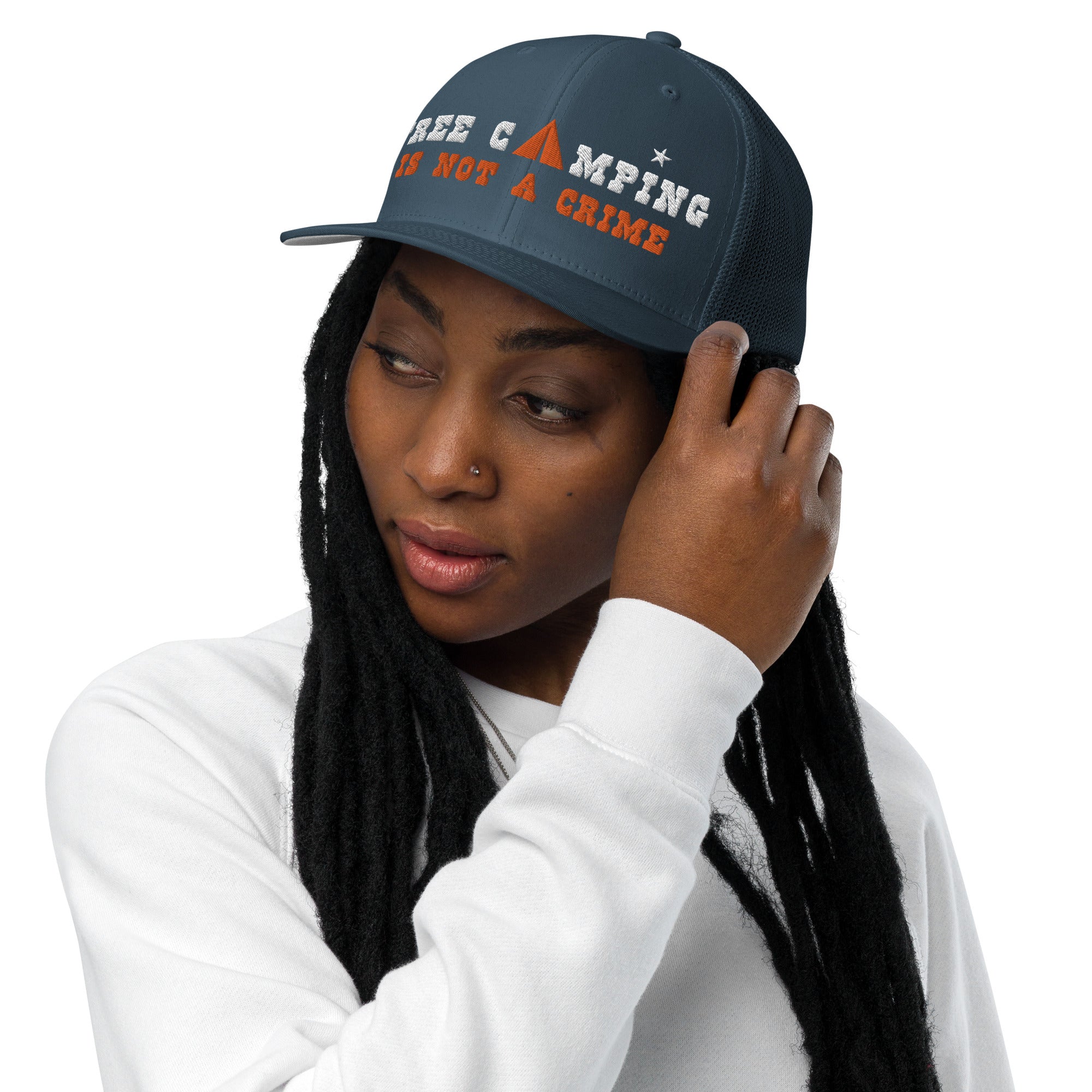 Closed-back trucker cap Free camping is not a crime white/orange