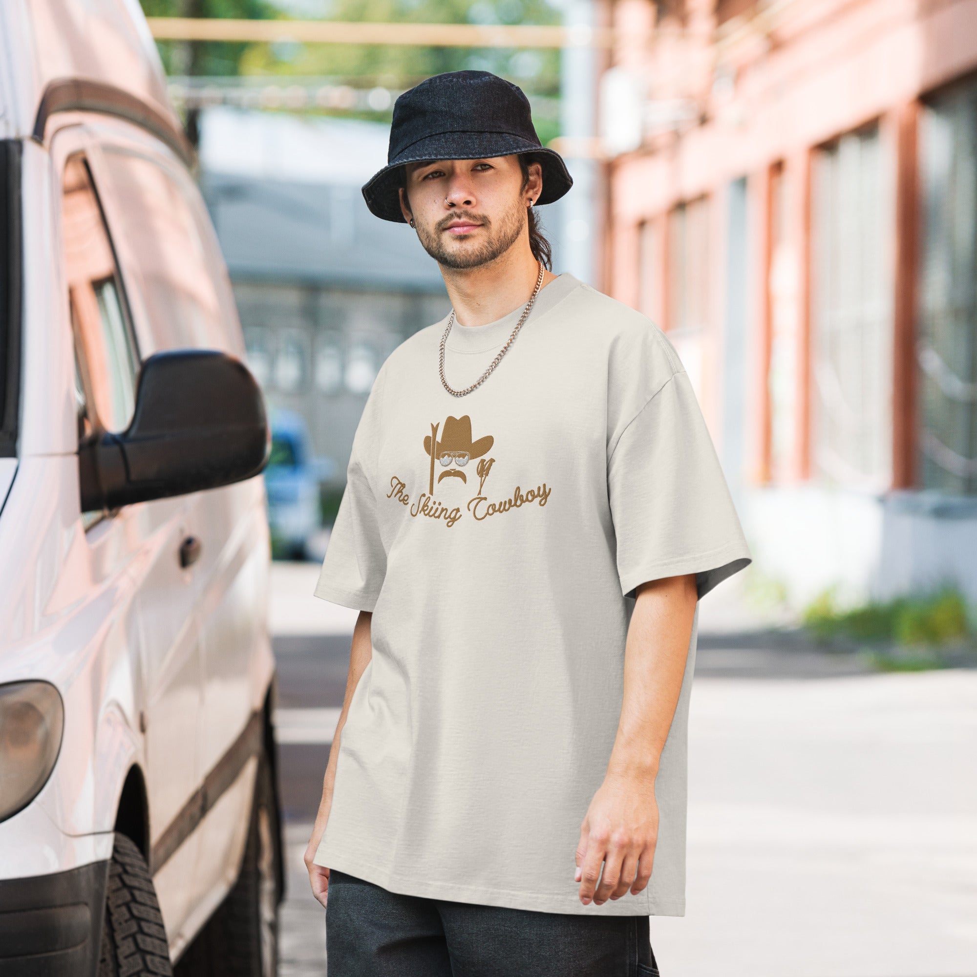 Oversized heavy blend cotton t-shirt The Skiing Cowboy Old Gold embroidered pattern