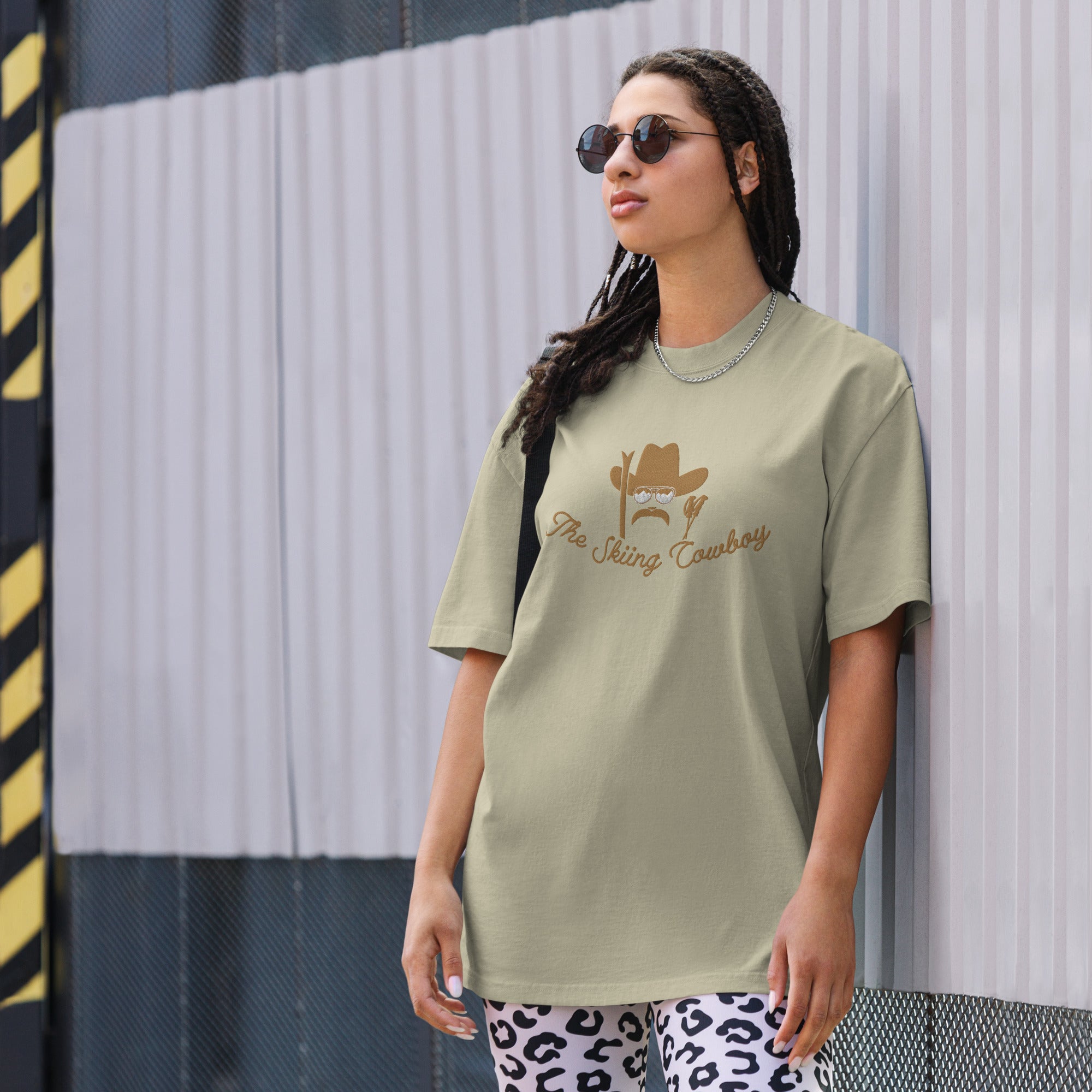 Oversized heavy blend cotton t-shirt The Skiing Cowboy Old Gold embroidered pattern