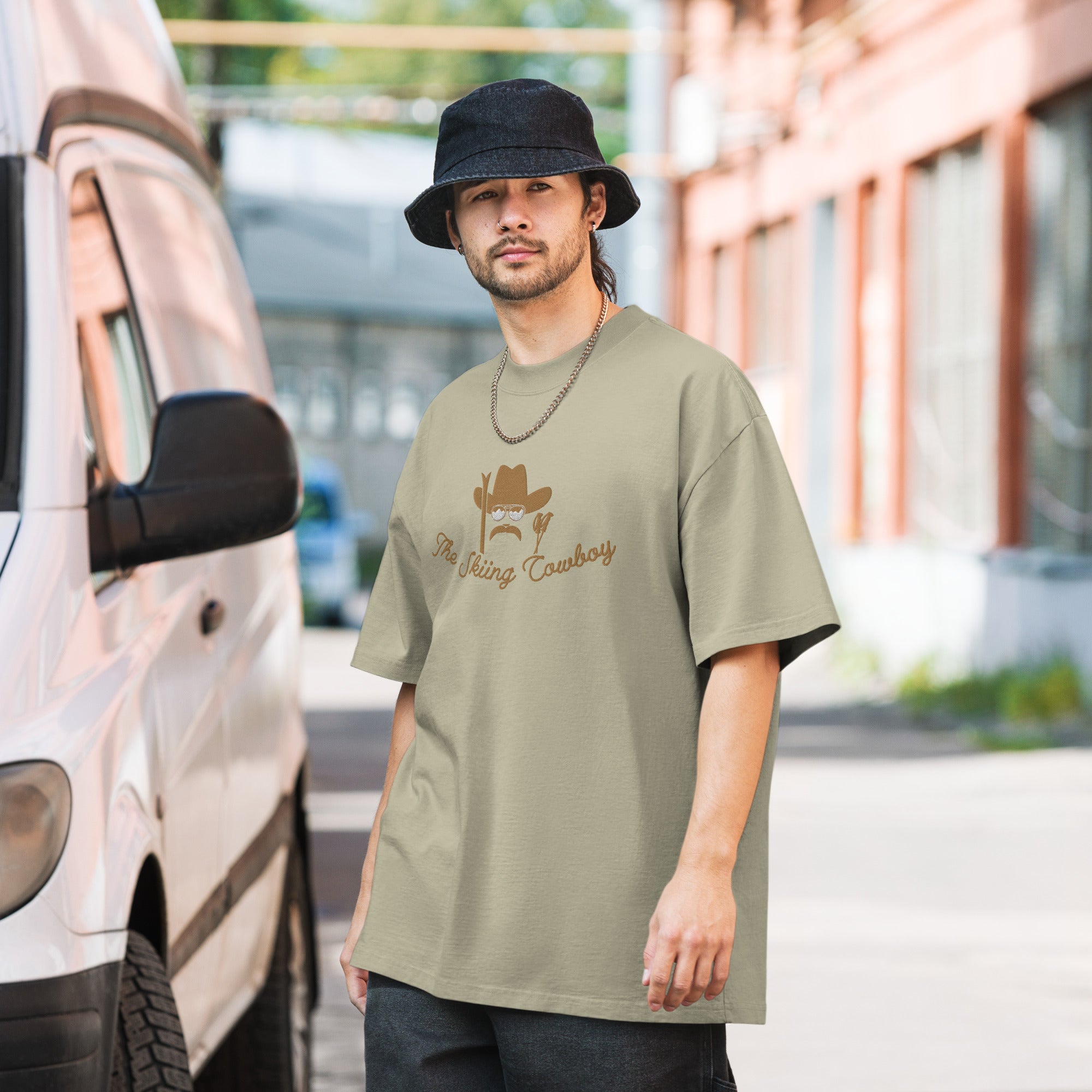 Oversized heavy blend cotton t-shirt The Skiing Cowboy Old Gold embroidered pattern