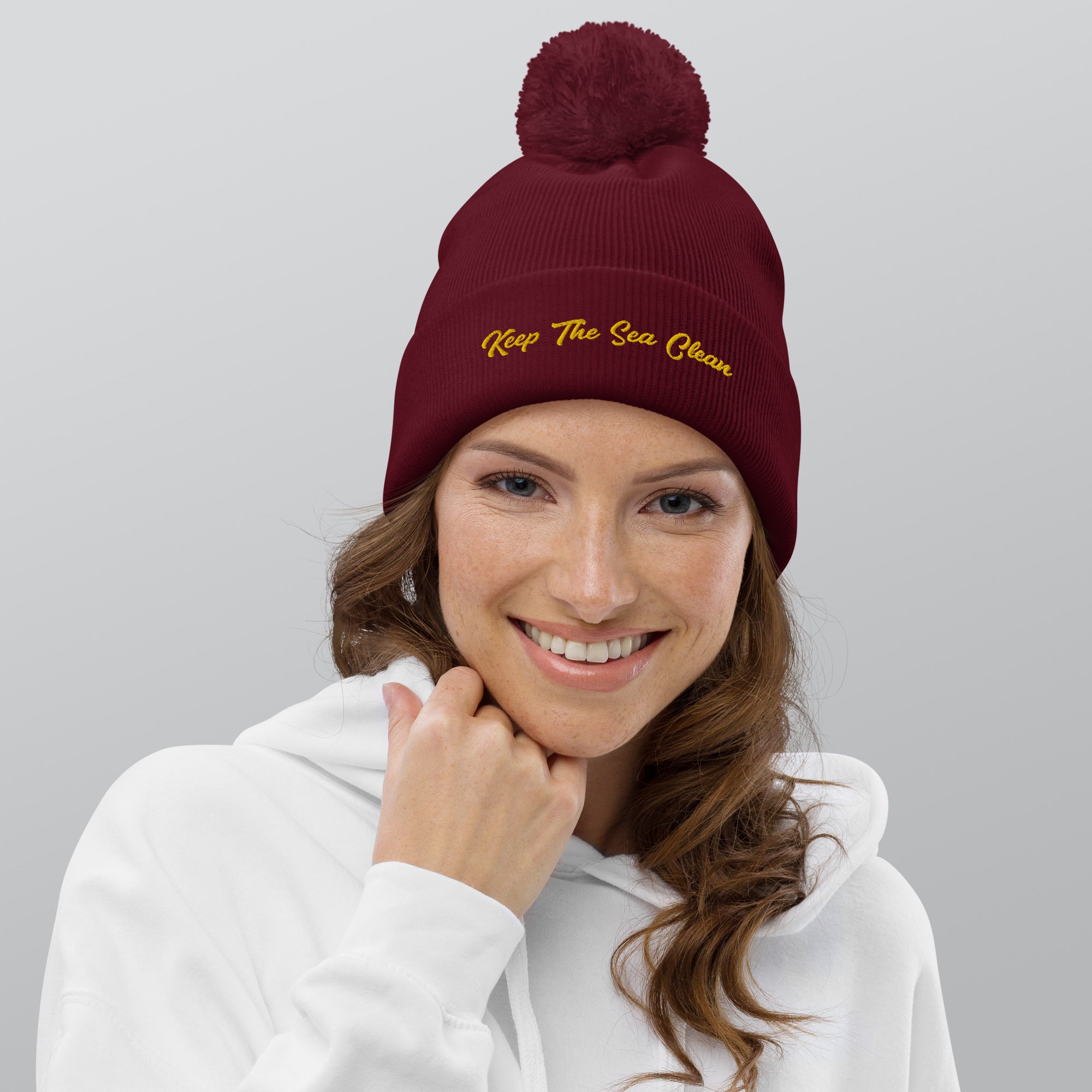 Pom pom beanie Keep The Sea Clean Gold