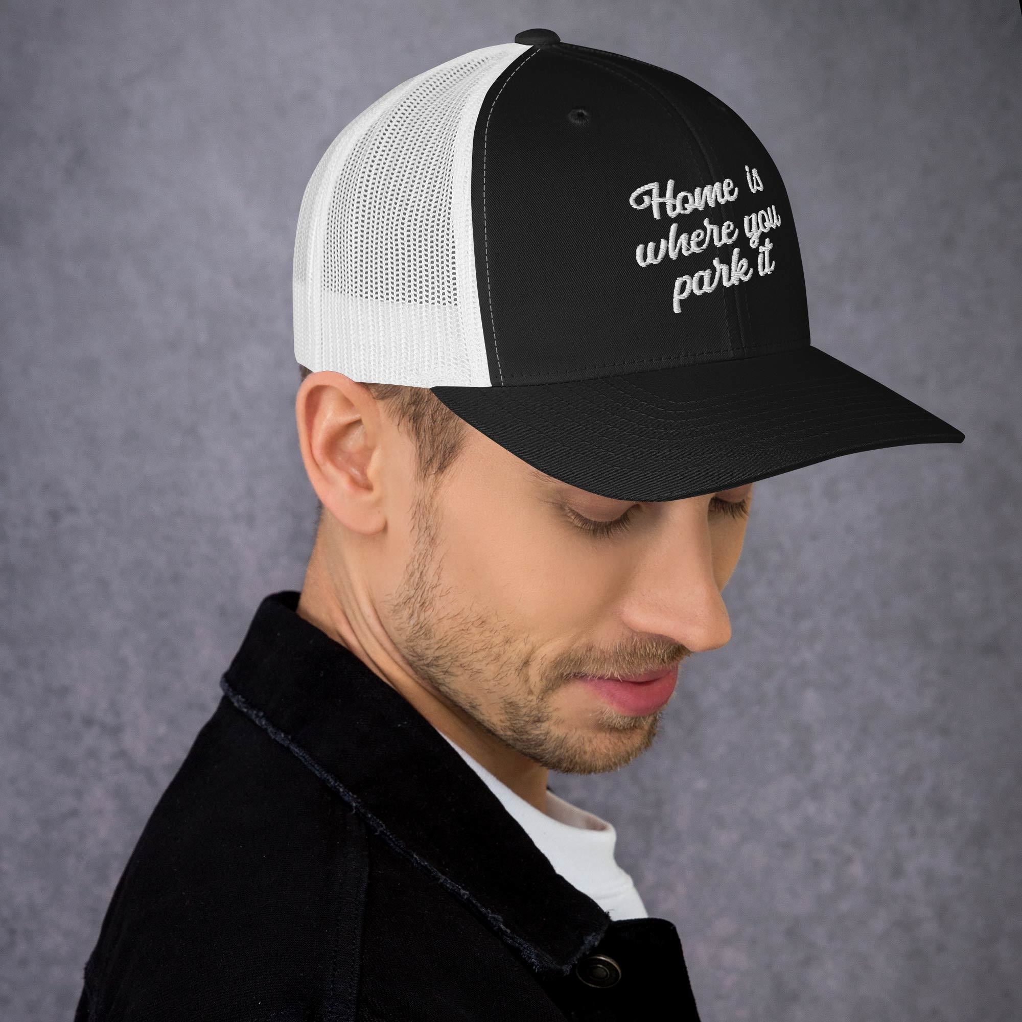 Casquette trucker rétro bicolore Home is where you park it white