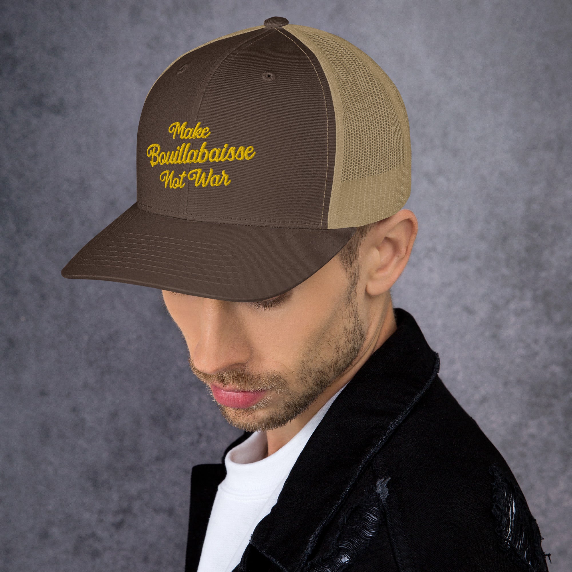 Casquette trucker rétro bicolore Make Bouillabaisse Not War