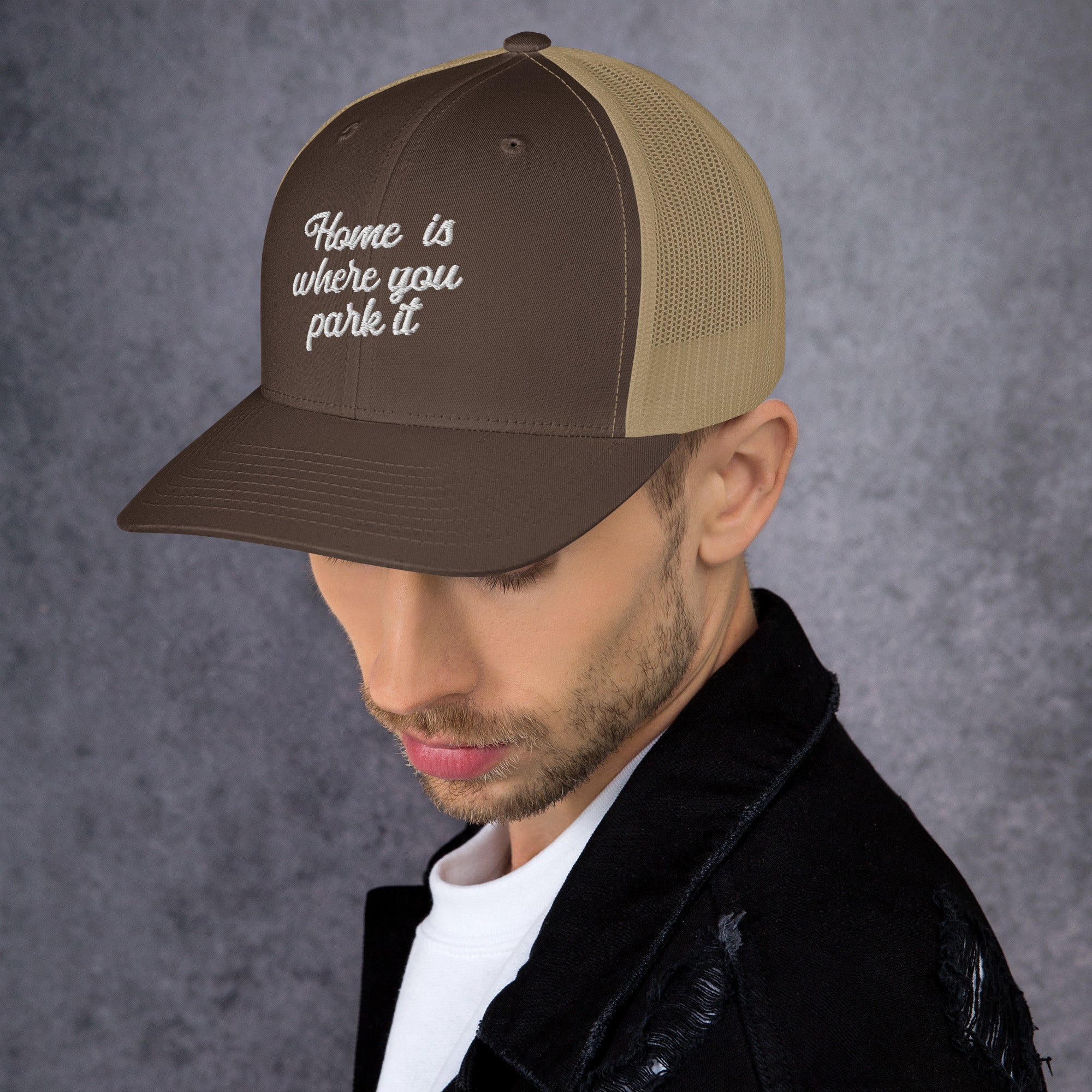 Casquette trucker rétro bicolore Home is where you park it white