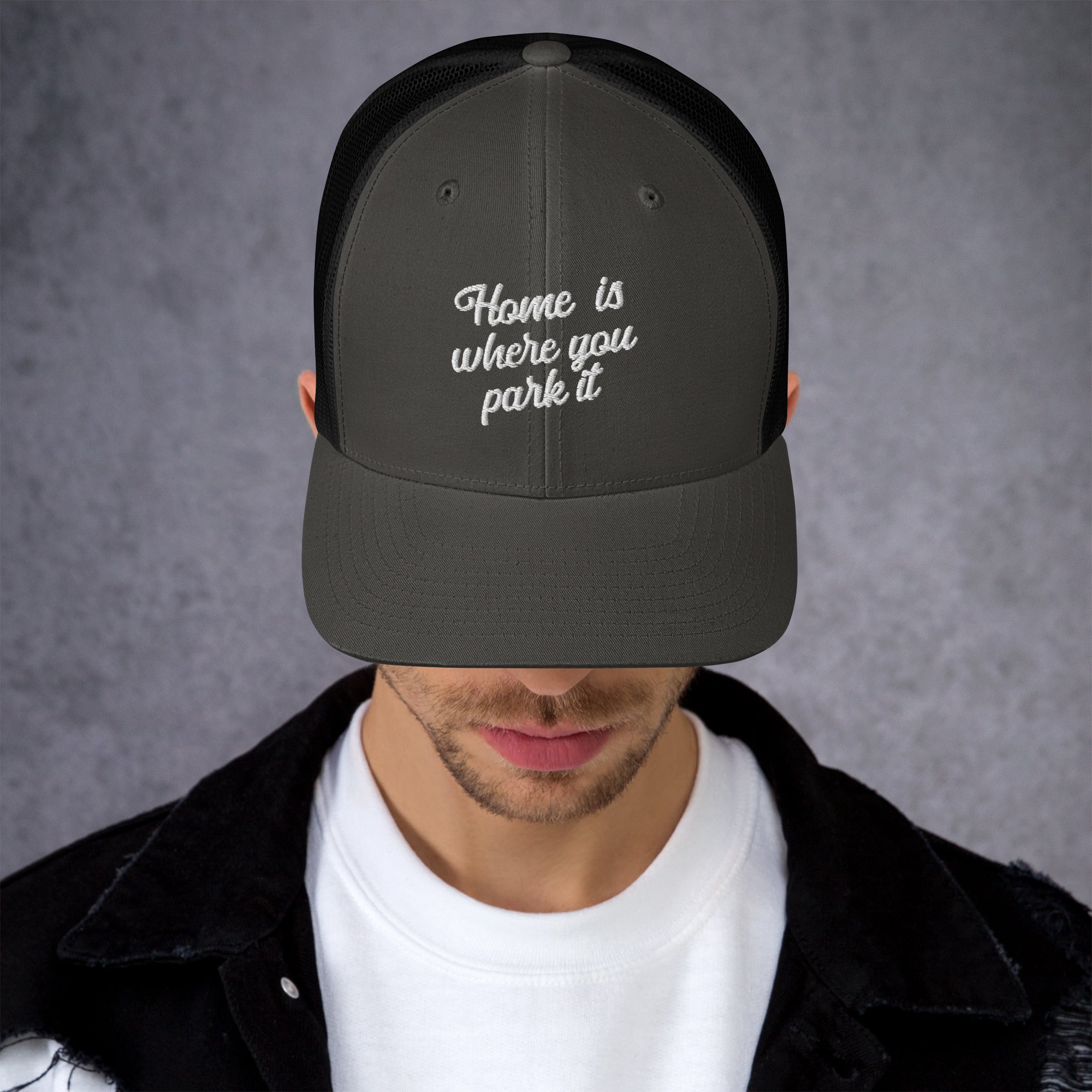 Casquette trucker rétro bicolore Home is where you park it white