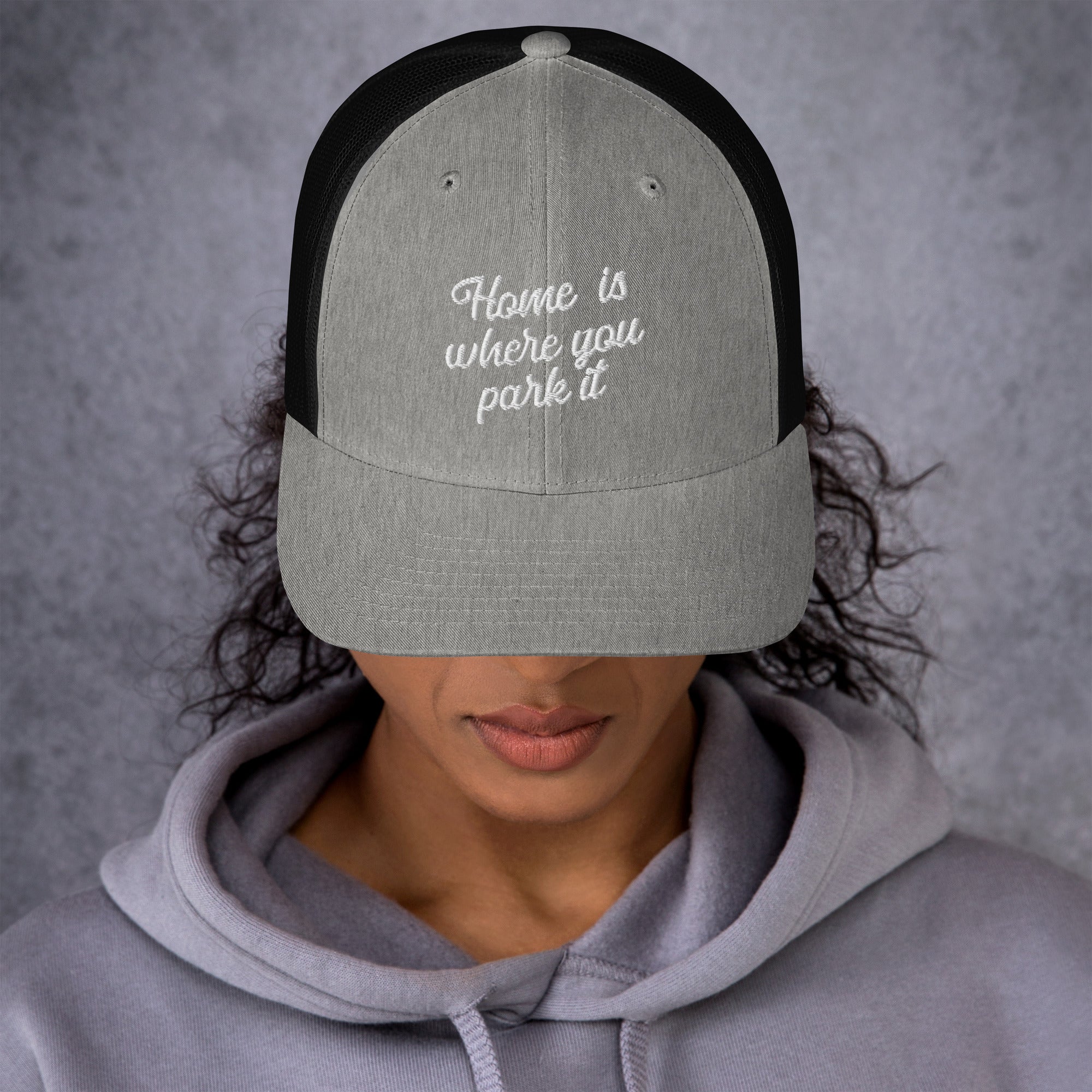 Casquette trucker rétro bicolore Home is where you park it white