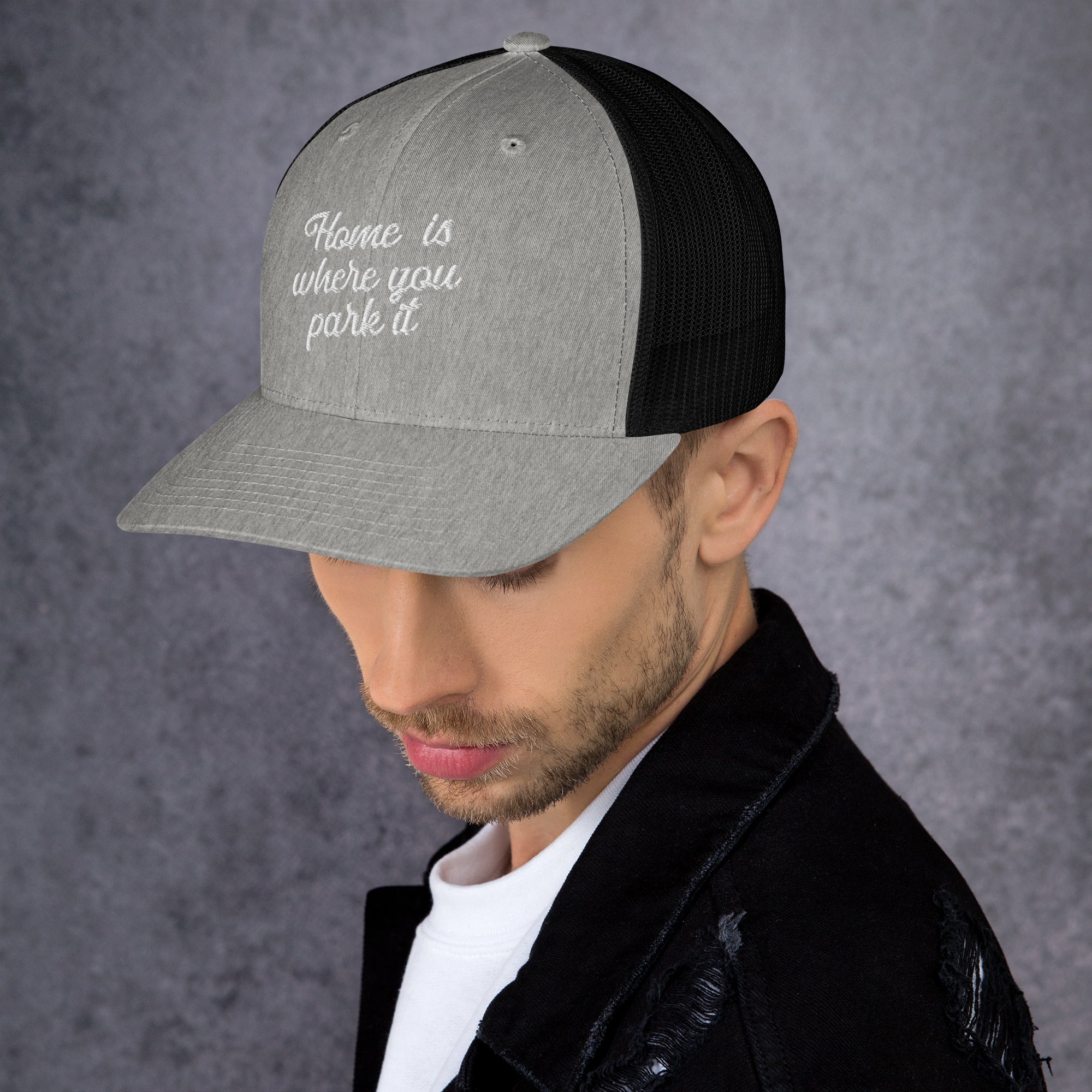 Casquette trucker rétro bicolore Home is where you park it white