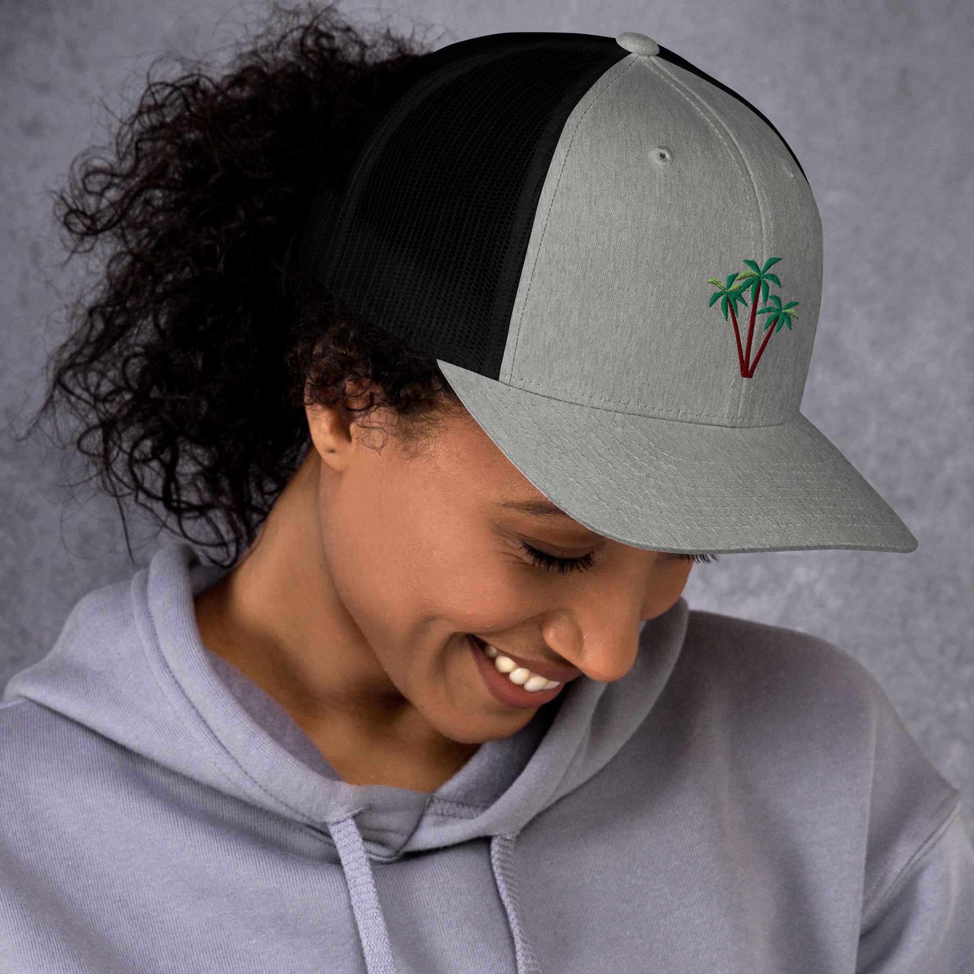 Two-Tone Retro Trucker Cap Three Palm Trees