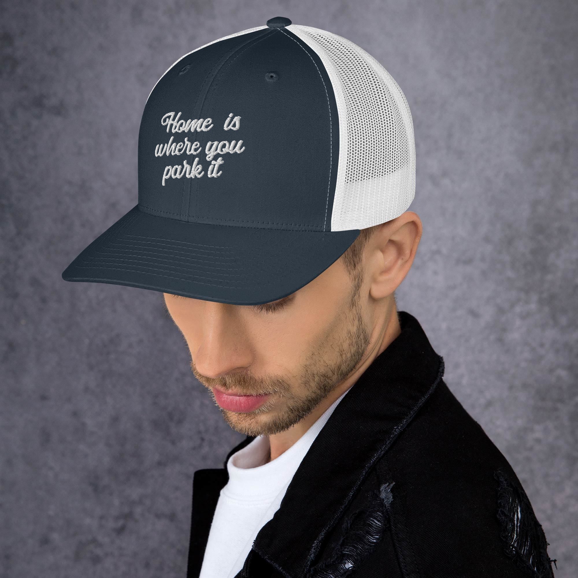 Casquette trucker rétro bicolore Home is where you park it white