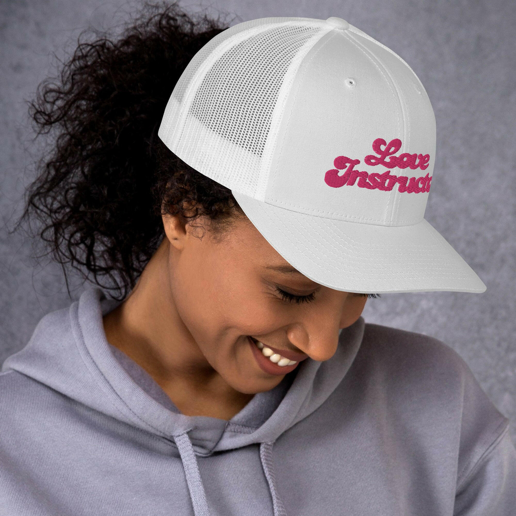 Casquette trucker rétro Love instructor