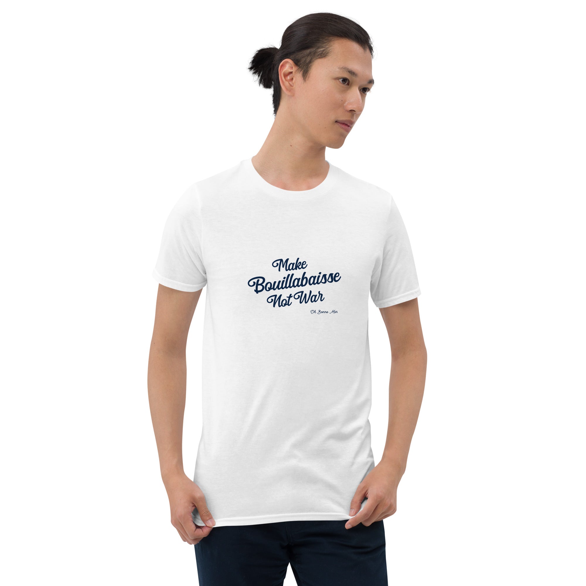 T-shirt softstyle en coton Make Bouillabaisse Not War Text Only Navy