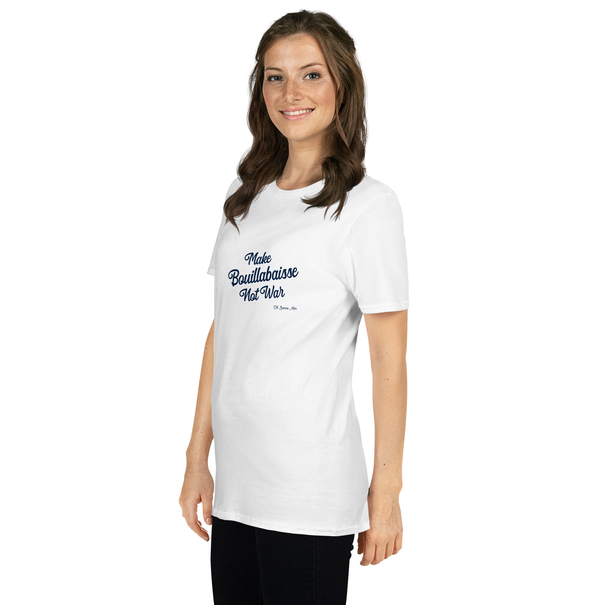 T-shirt softstyle en coton Make Bouillabaisse Not War Text Only Navy