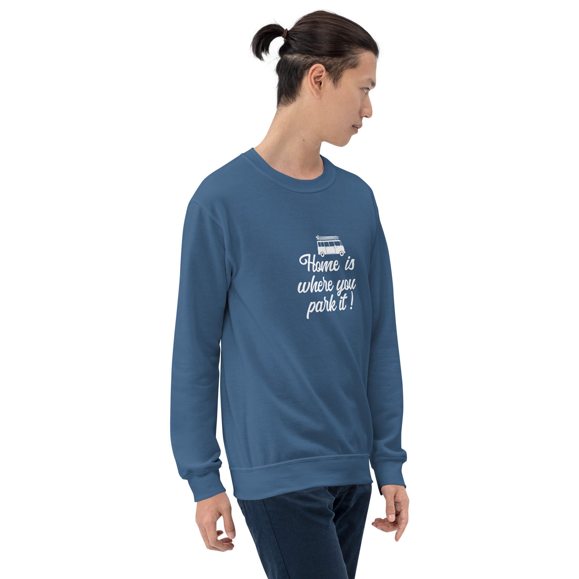 Sweat Unisexe à Col Rond White Surf Combi Home is where you park it sur couleurs foncées