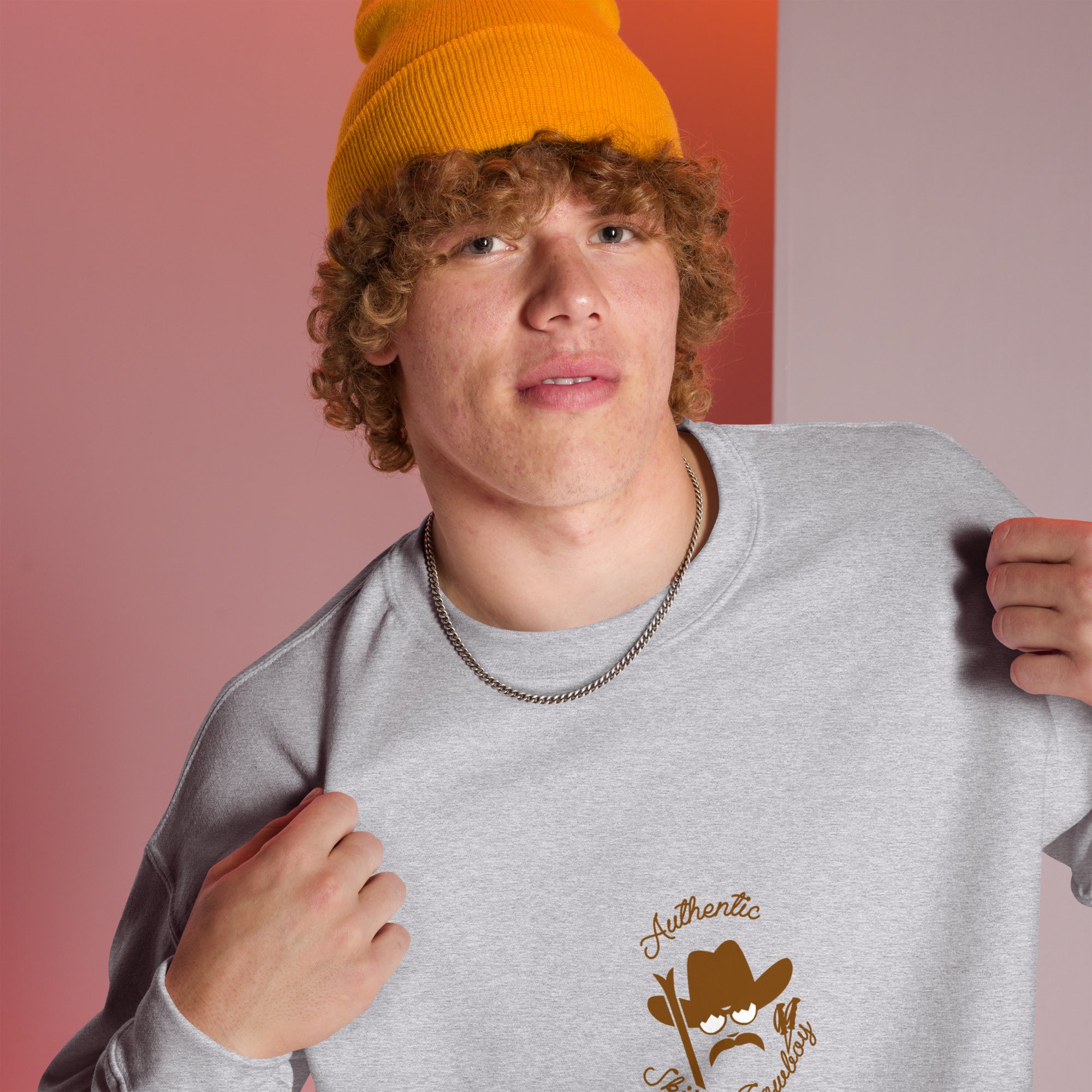 Sweat Unisexe à Col Rond Authentic Skiing Cowboy Brown
