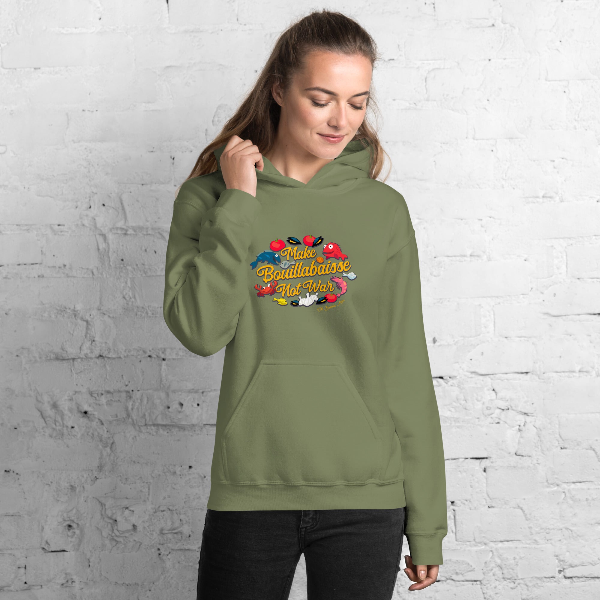 Sweat à capuche d'hiver unisexe Make Bouillabaisse Not War sur couleurs foncées