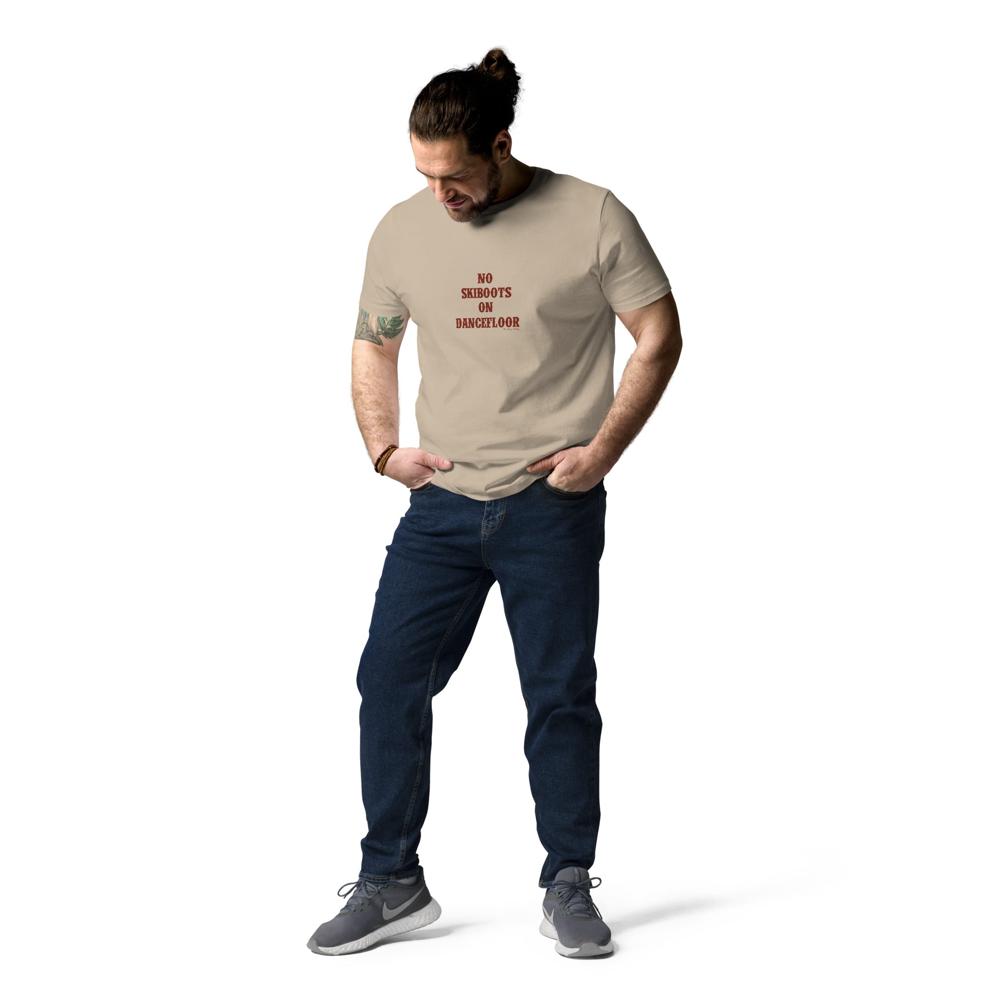 Unisex organic cotton t-shirt No Skiboots on Dancefloor dark text