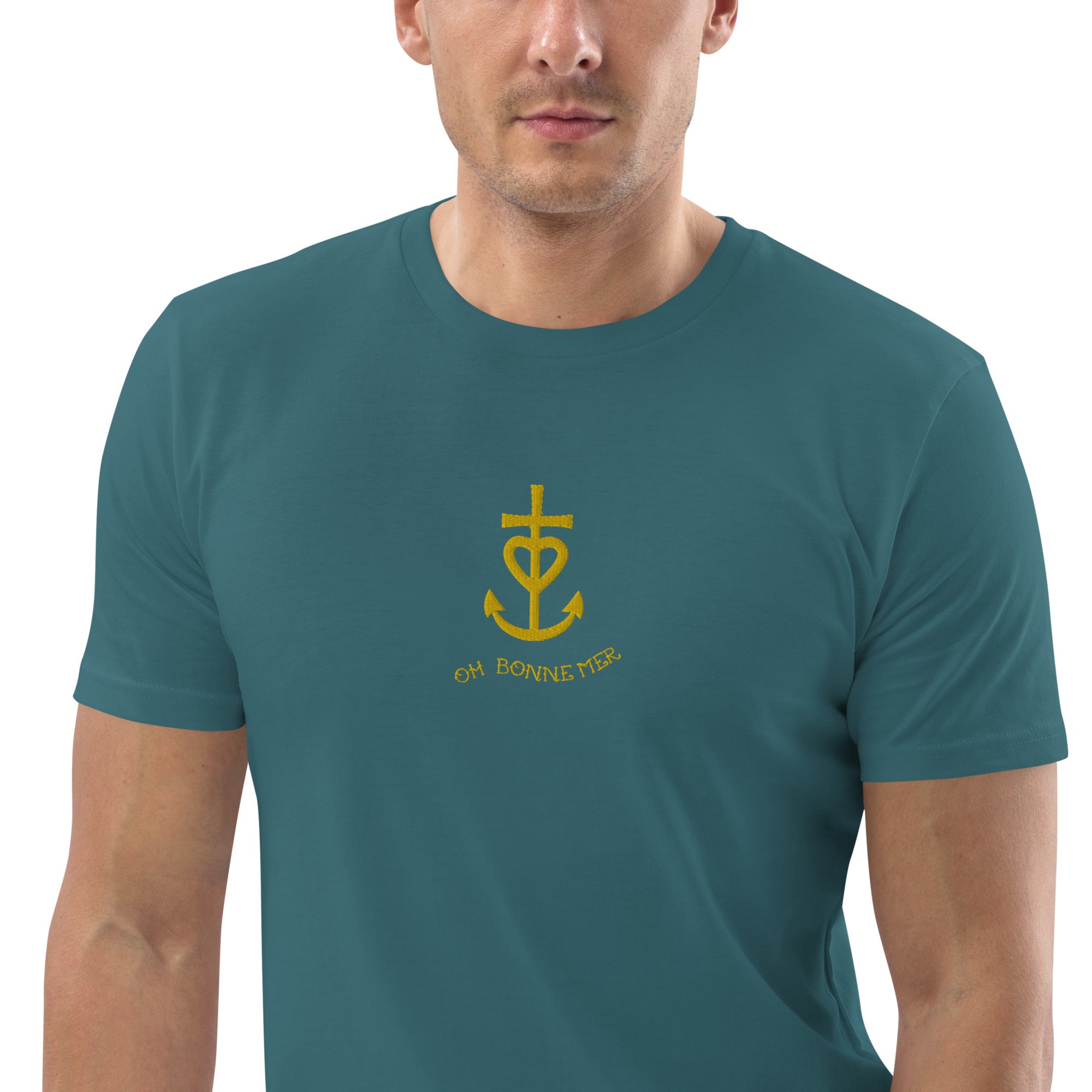 T-shirt unisexe en coton biologique Croix de Camargue dorée Oh Bonne mer brodé sur couleurs foncées