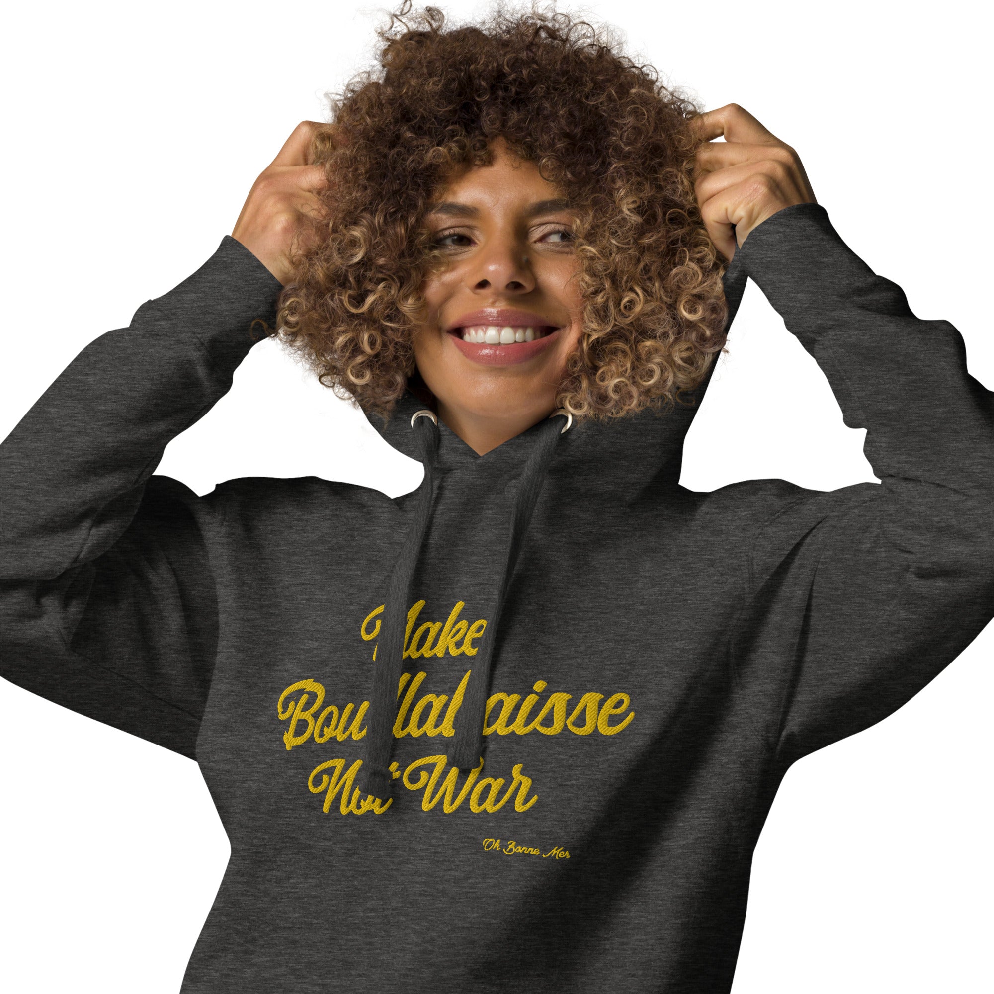 Sweat à capuche unisexe en coton Make Bouillabaisse Not War doré grand motif brodé sur couleurs foncées