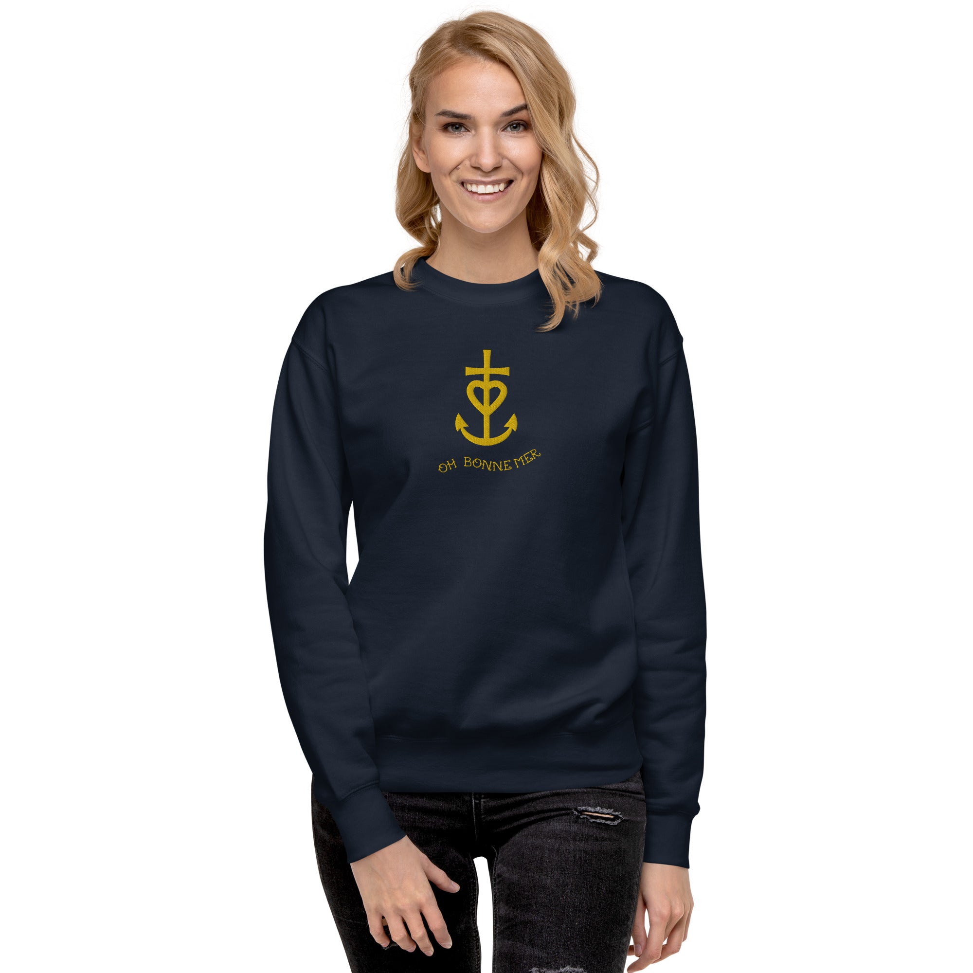 Sweatshirt premium unisexe Croix de camargue dorée avec texte Oh Bonne mer grand motif brodé