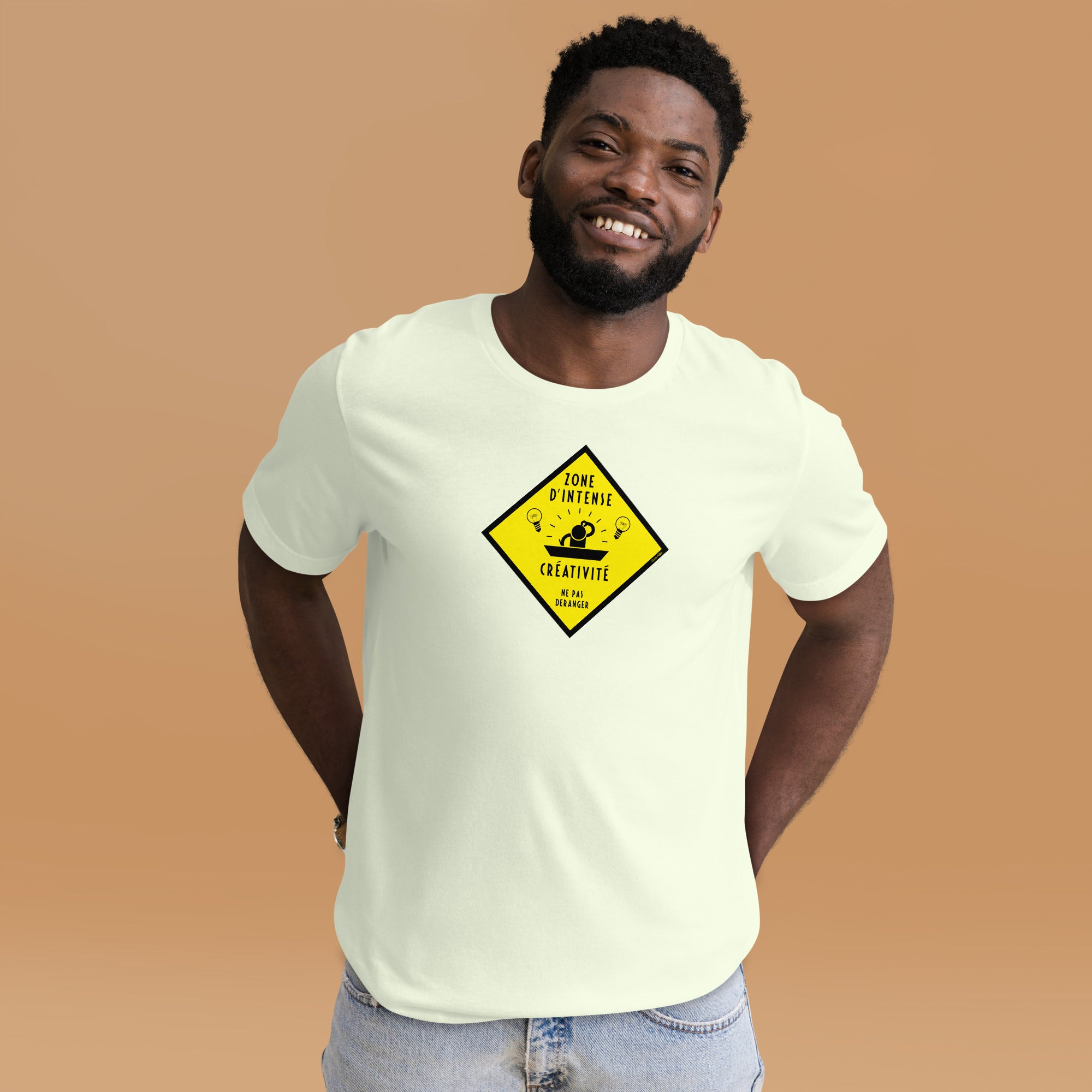 T-shirt en coton unisexe Zone d'intense créativité, Ne pas déranger sur couleurs claires