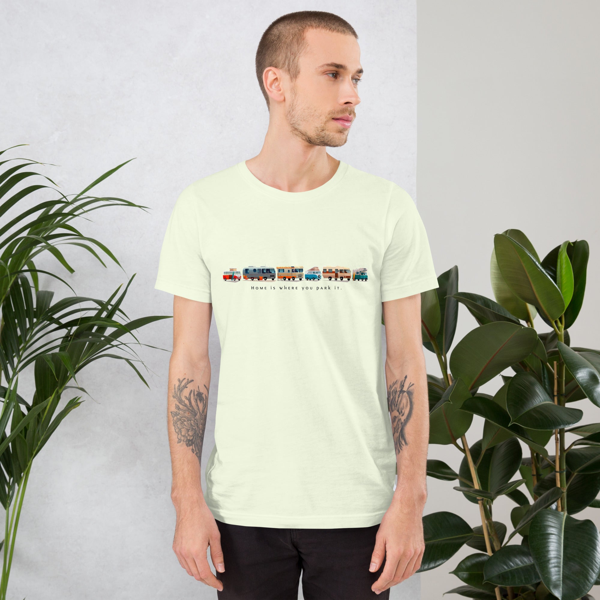 T-shirt en coton unisexe Vintage Campers: Home is where you park it sur couleurs claires