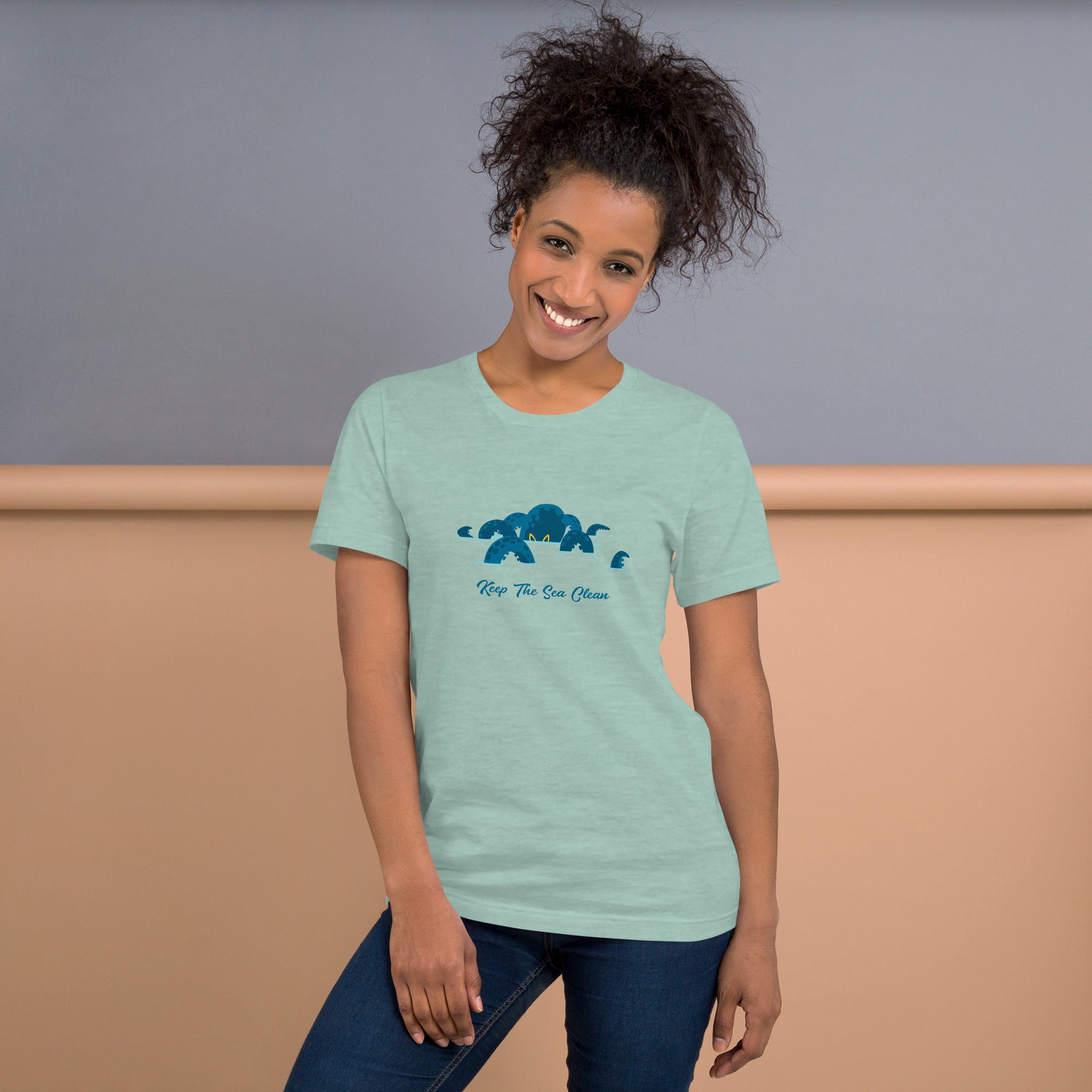 Unisex t-shirt Octopus Blue on light heather colors