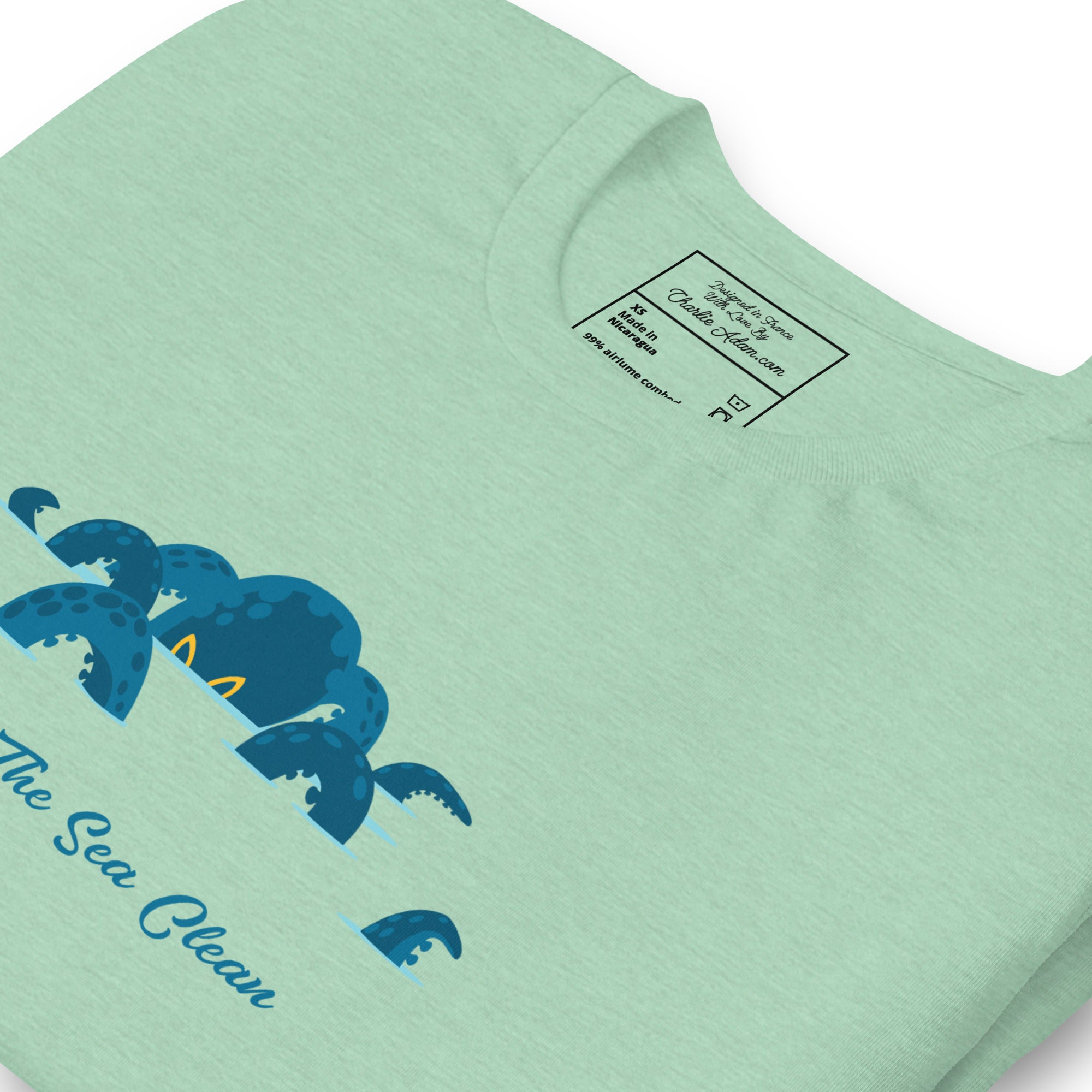 Unisex t-shirt Octopus Blue on light heather colors