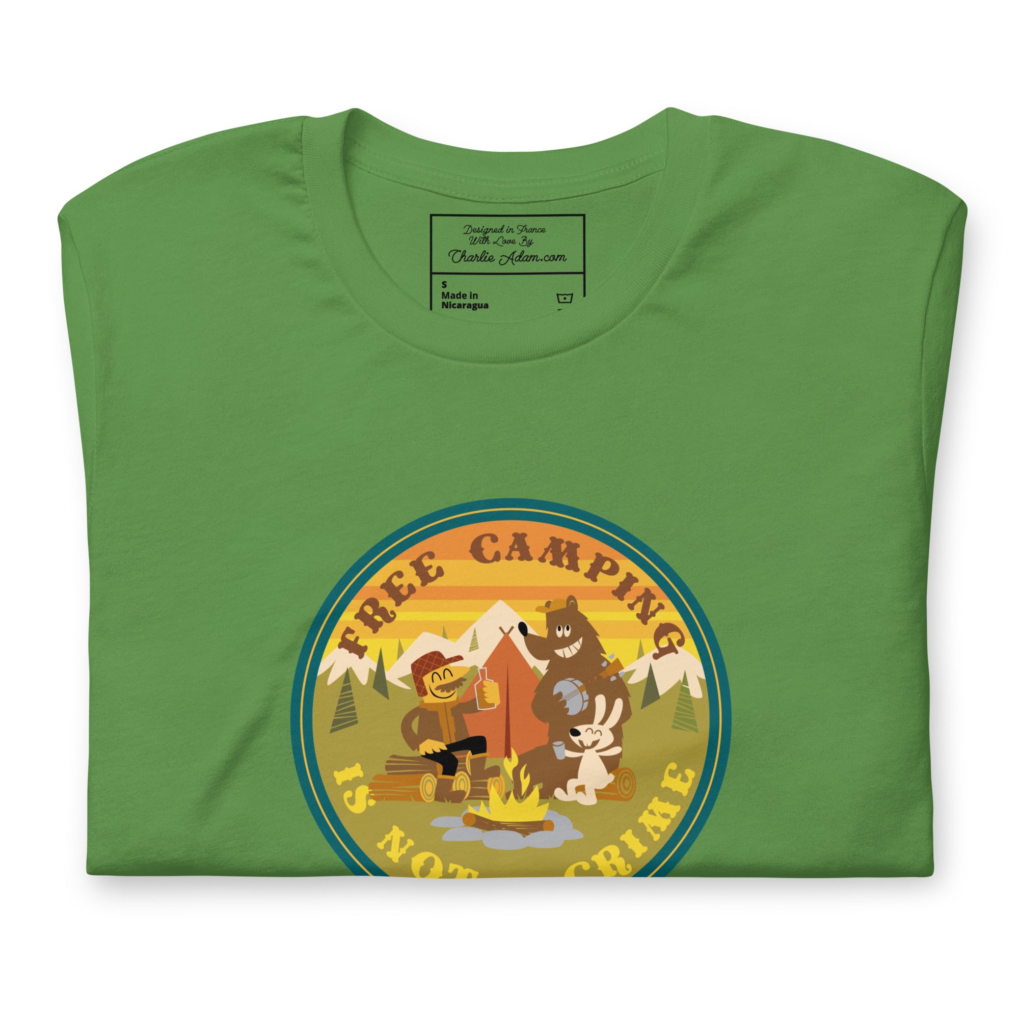 T-shirt en coton unisexe Free Camping is not a crime sur verts