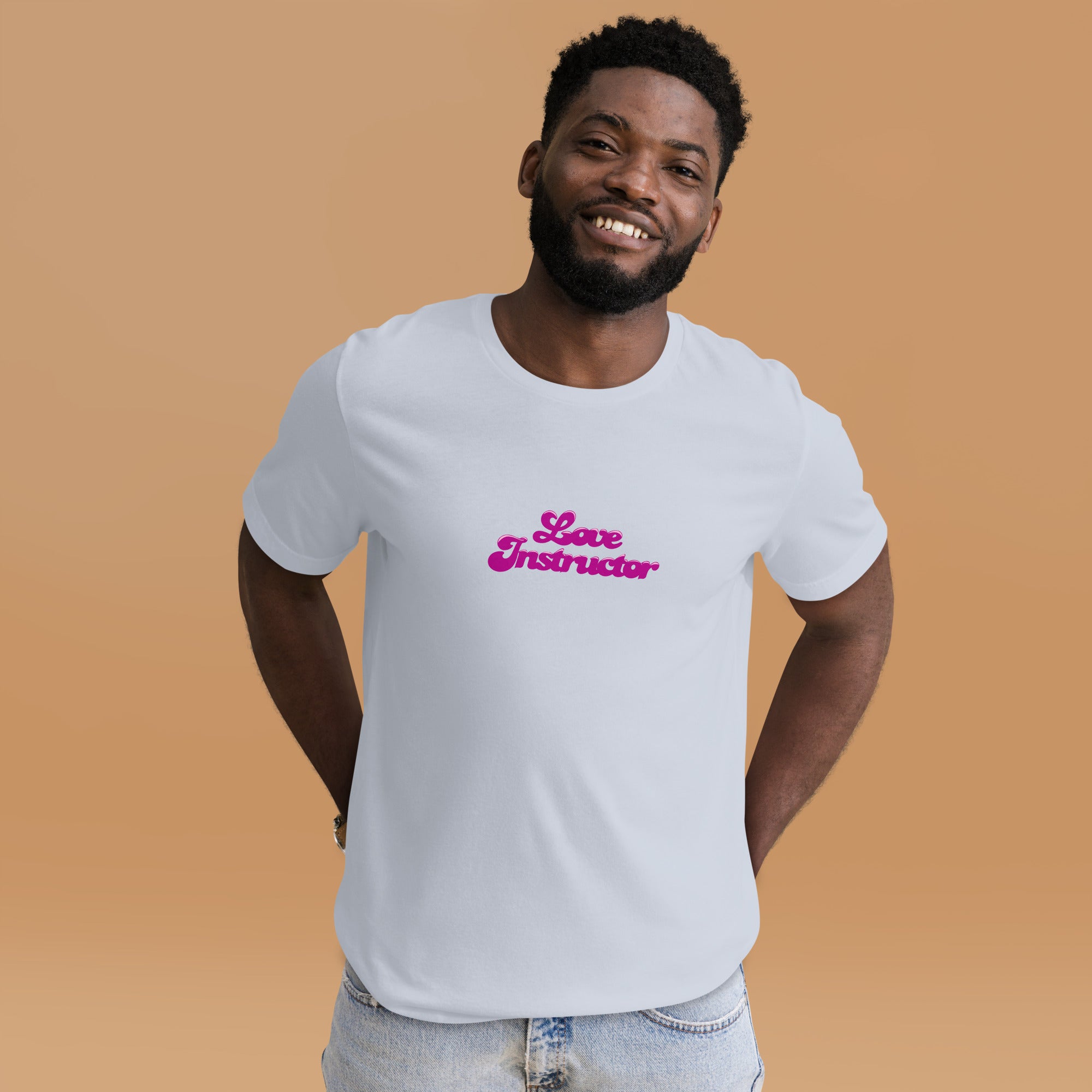 T-shirt en coton unisexe Love instructor sur couleurs claires