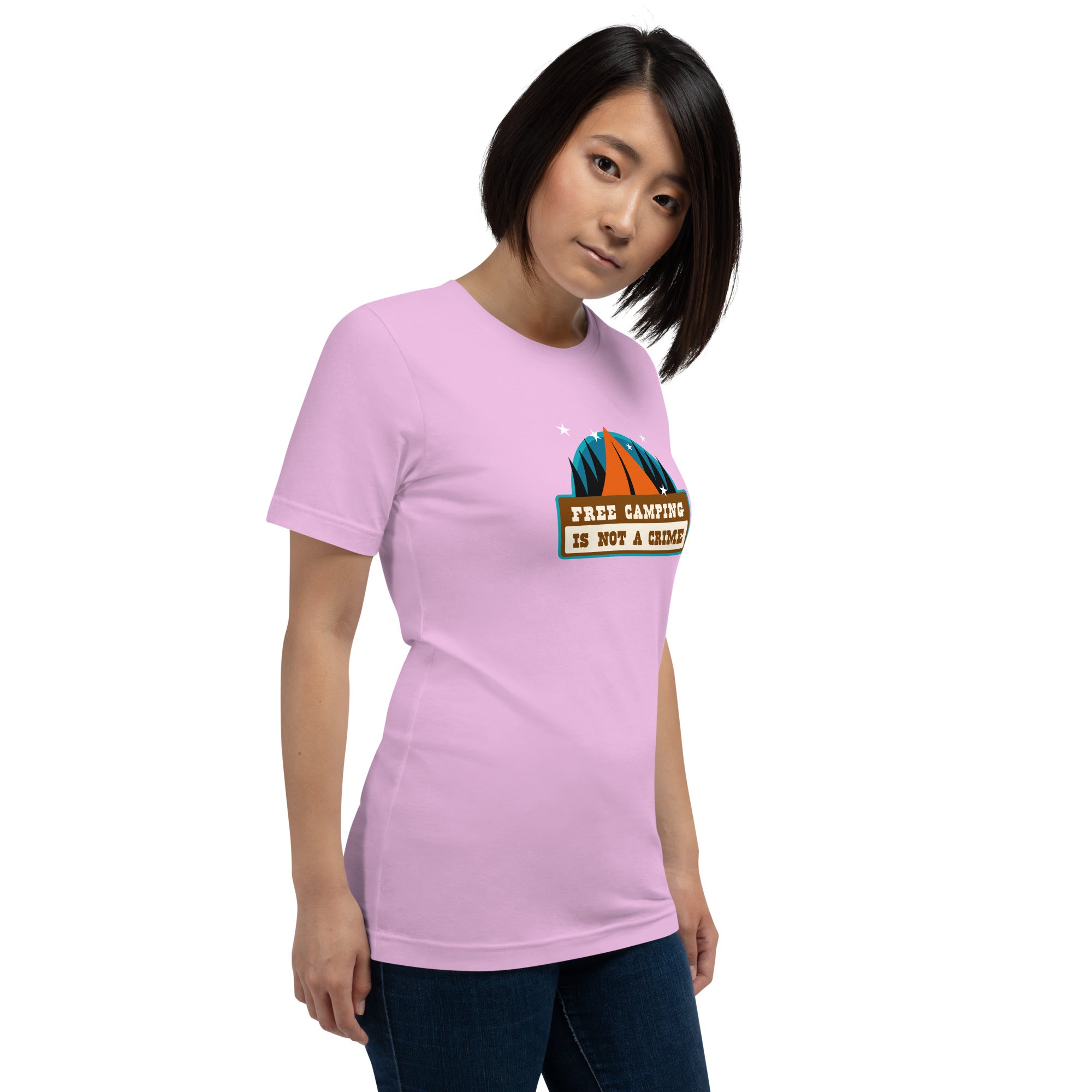 T-shirt en coton unisexe Free camping is not a crime sur couleurs claires