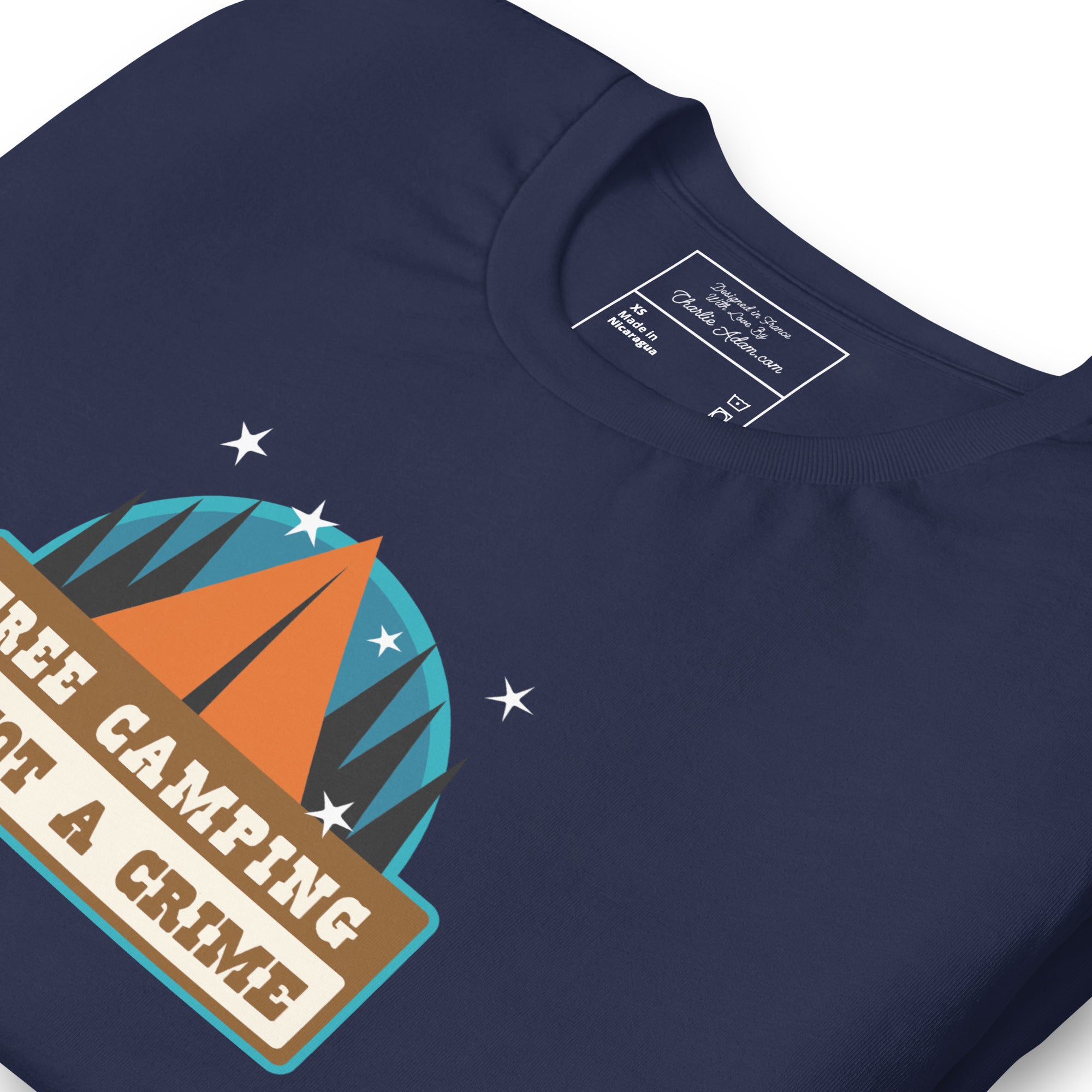 T-shirt en coton unisexe Free camping is not a crime sur couleurs foncées