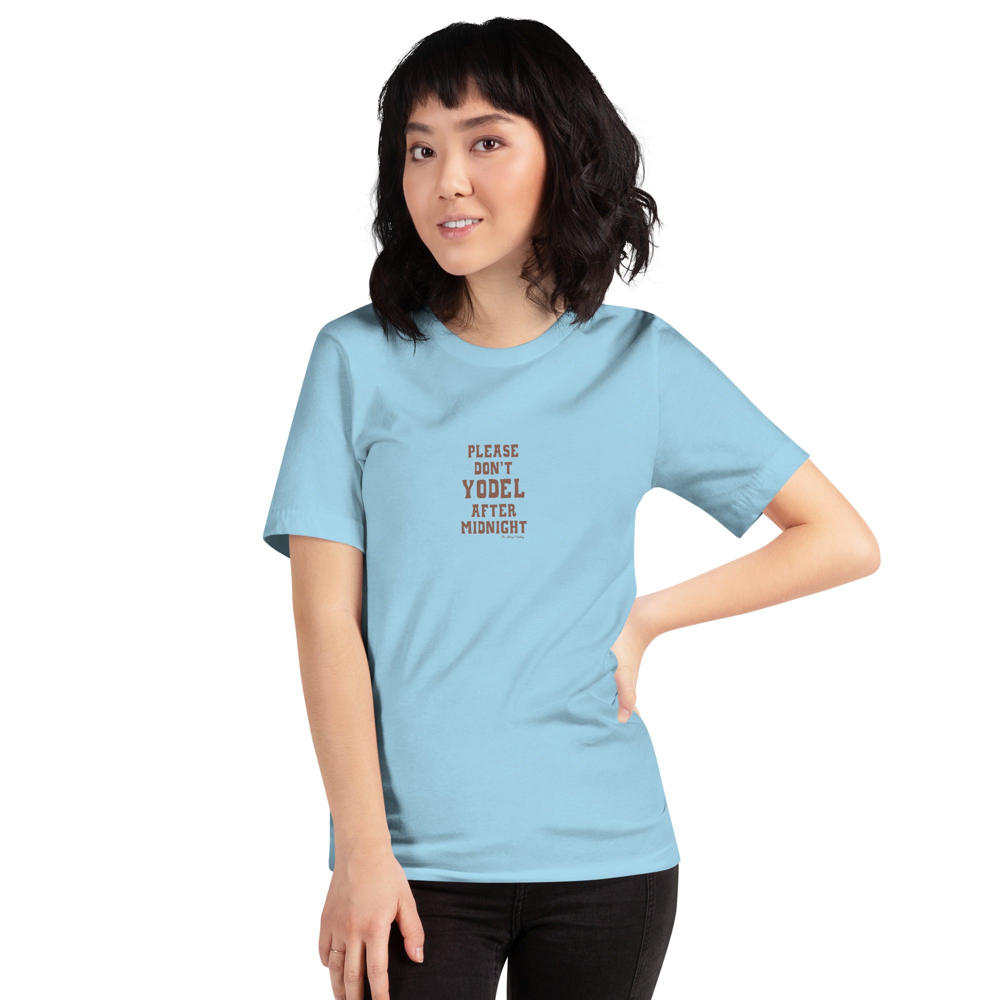 T-shirt en coton unisexe Don't Yodel After Midnight texte foncé sur couleurs vives