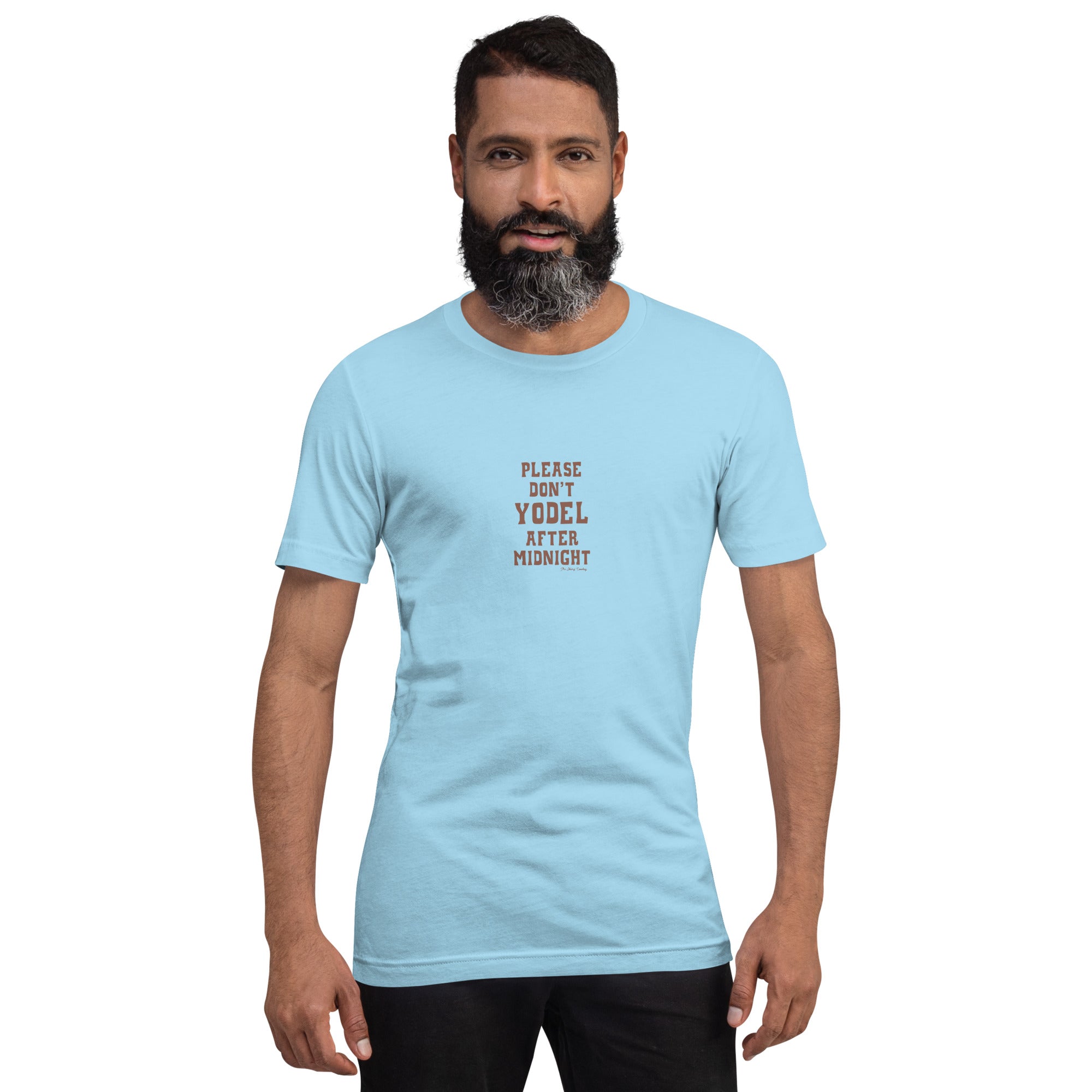 T-shirt en coton unisexe Don't Yodel After Midnight texte foncé sur couleurs vives