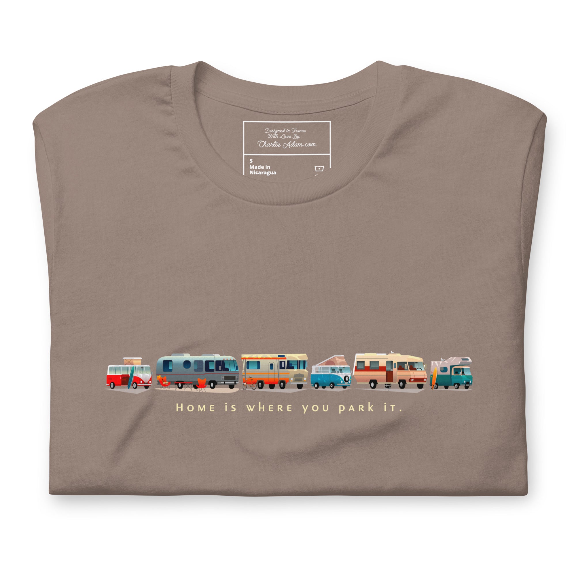 T-shirt en coton unisexe Vintage Campers: Home is where you park it sur couleurs foncées