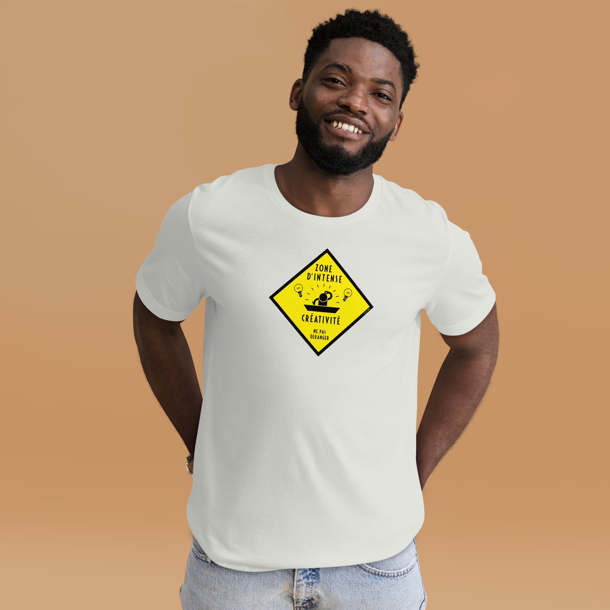 T-shirt en coton unisexe Zone d'intense créativité, Ne pas déranger sur couleurs claires