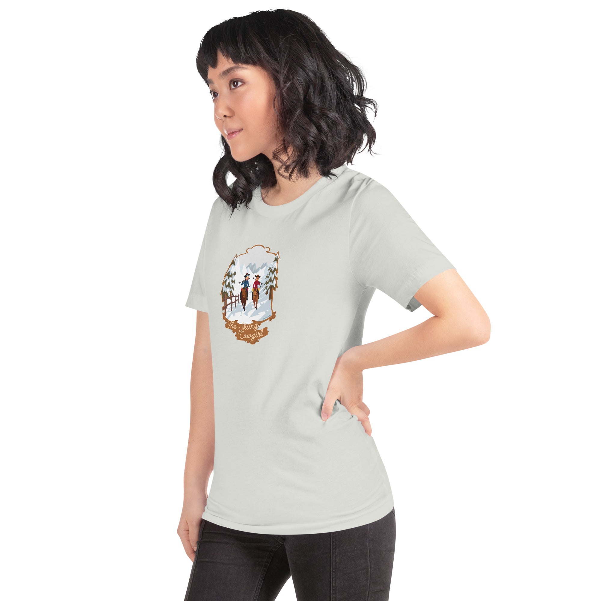 T-shirt en coton unisexe The Skiing Cowgirl sur fond clair