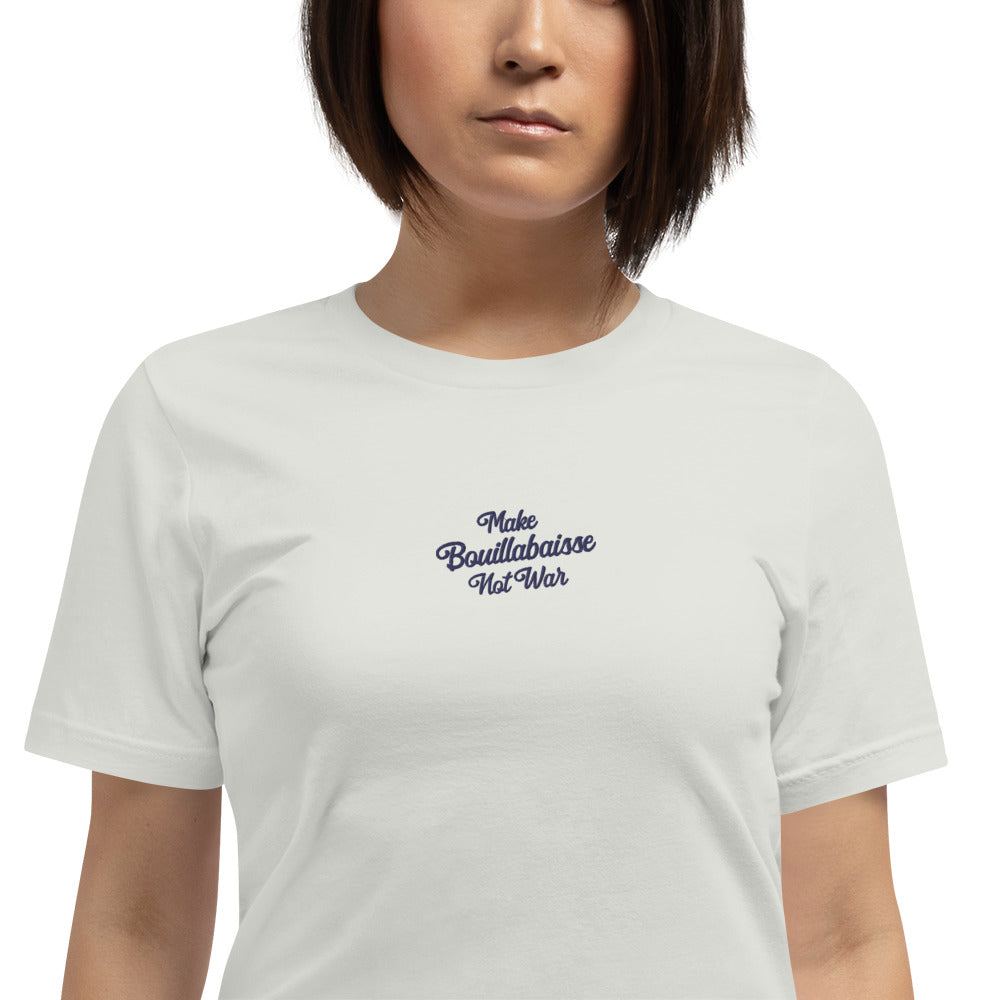 T-shirt en coton unisexe Make Bouillabaisse Not War Navy brodé sur couleurs claires