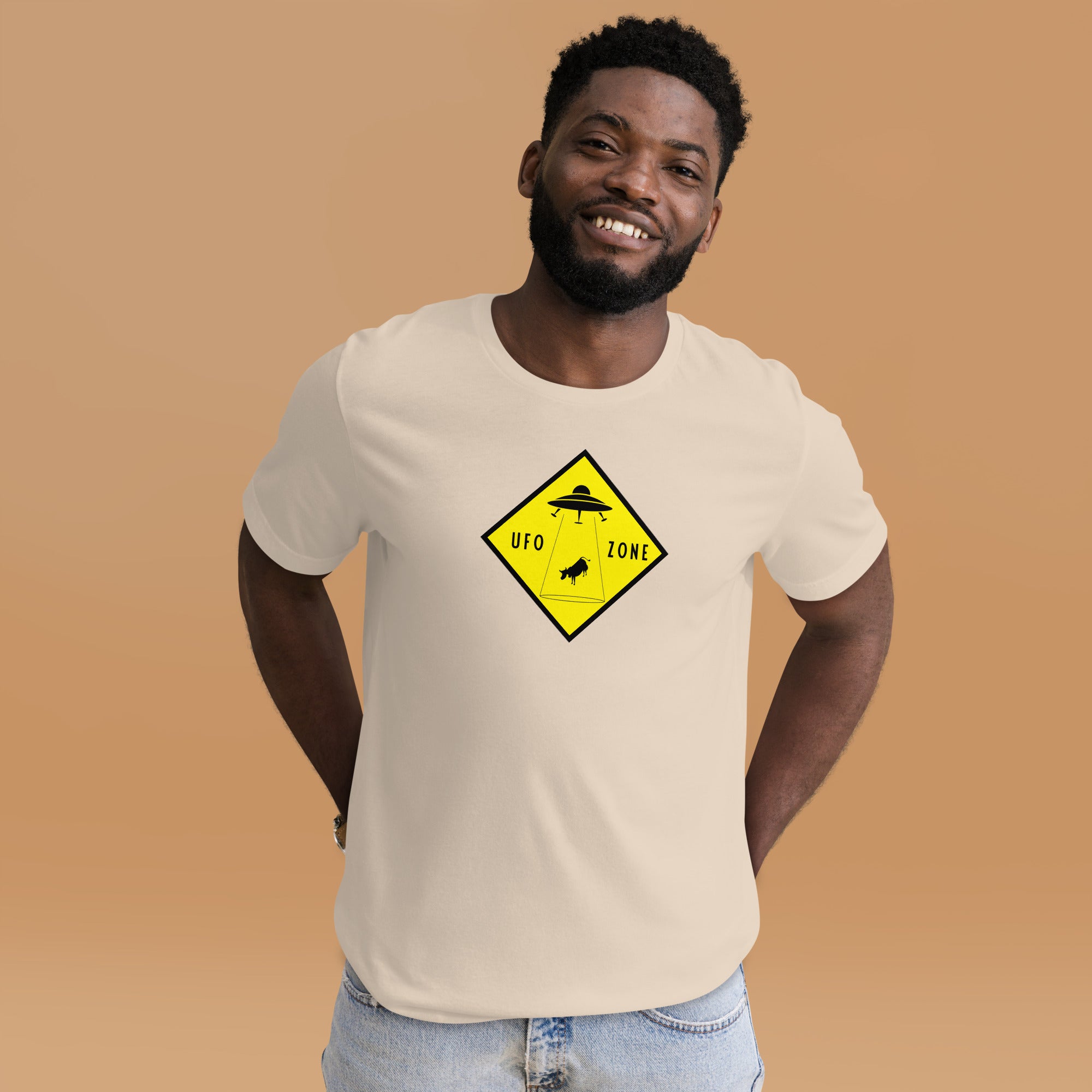 T-shirt en coton unisexe UFO Zone sur couleurs claires