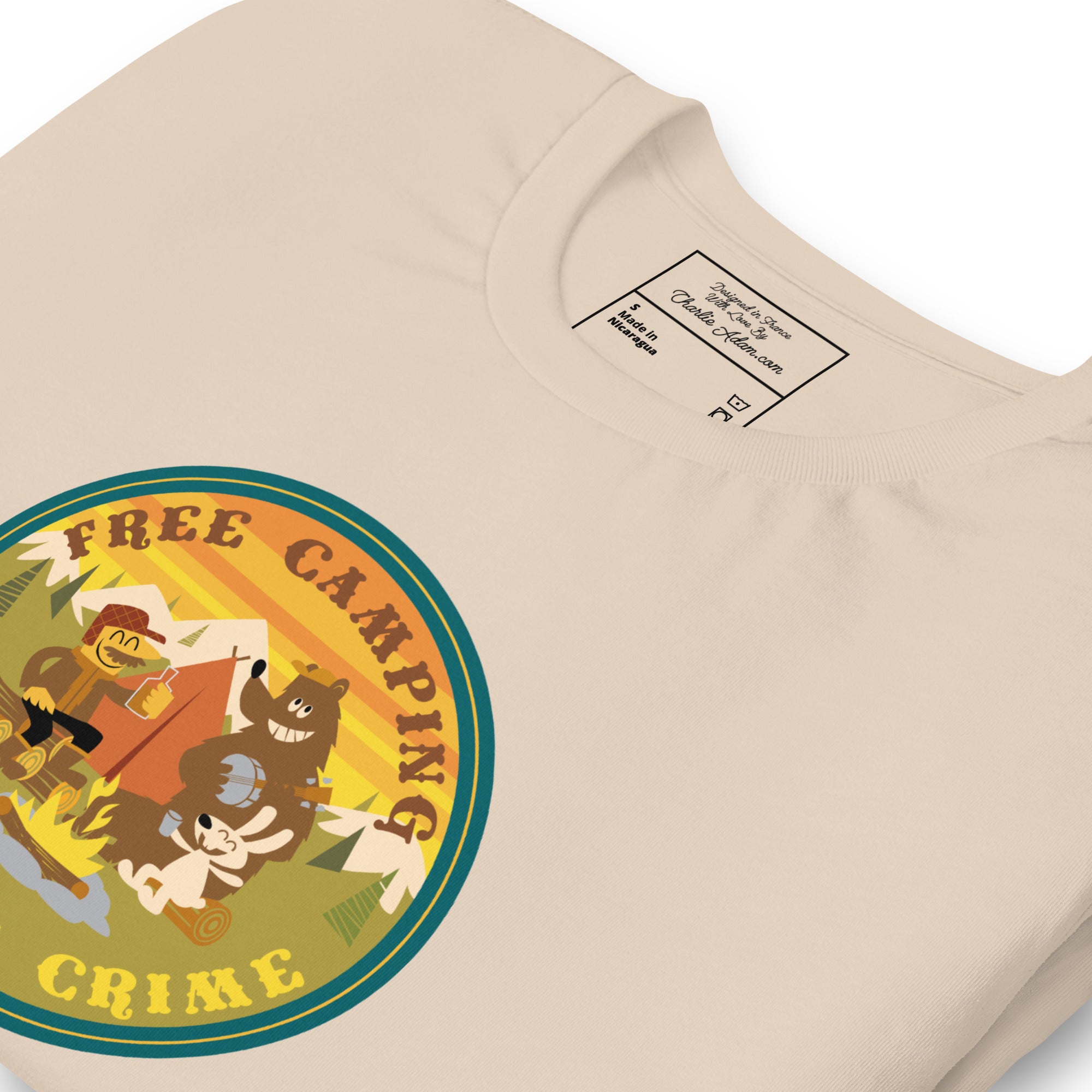 T-shirt en coton unisexe Free Camping is not a crime sur couleurs claires