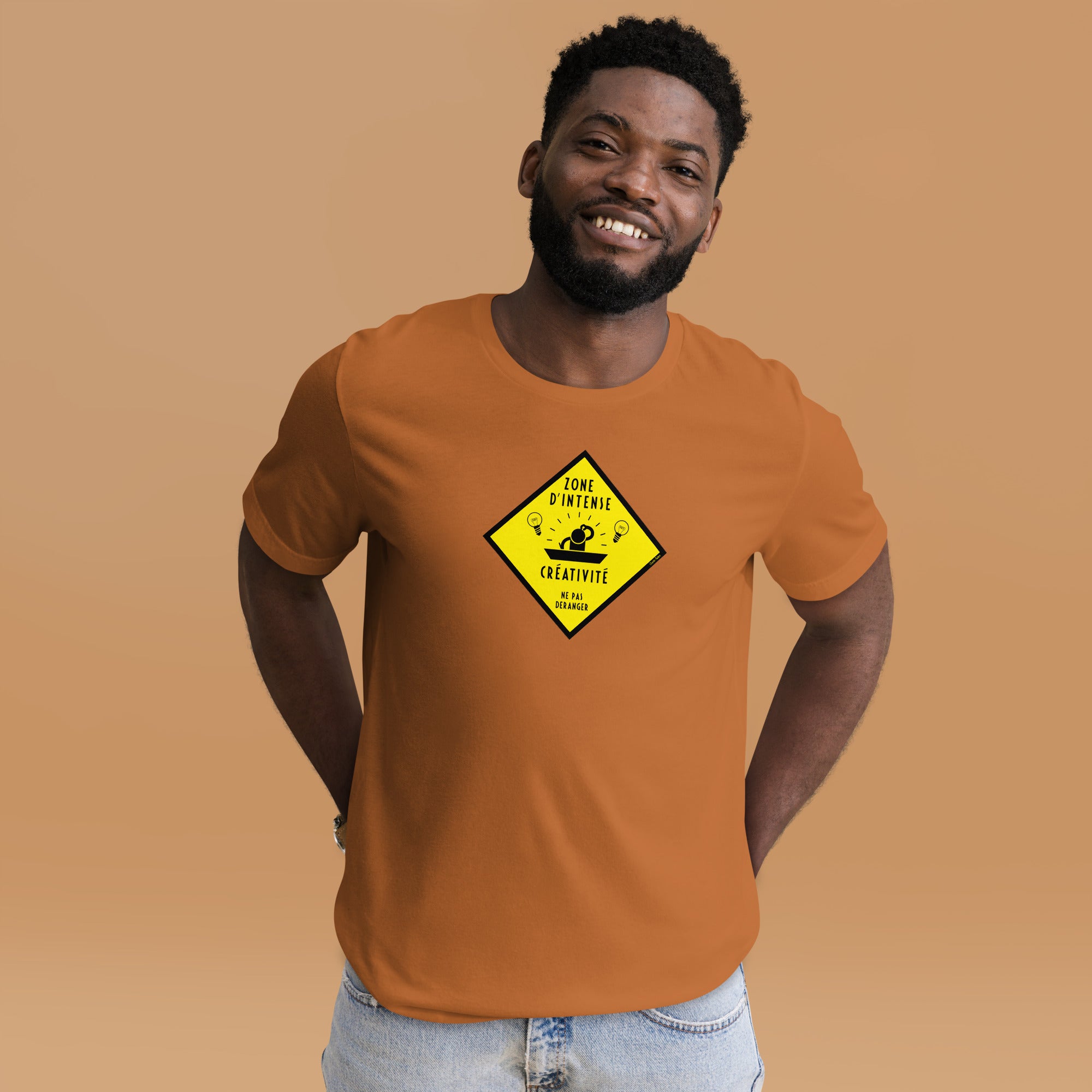 T-shirt en coton unisexe Zone d'intense créativité, Ne pas déranger sur couleurs vives