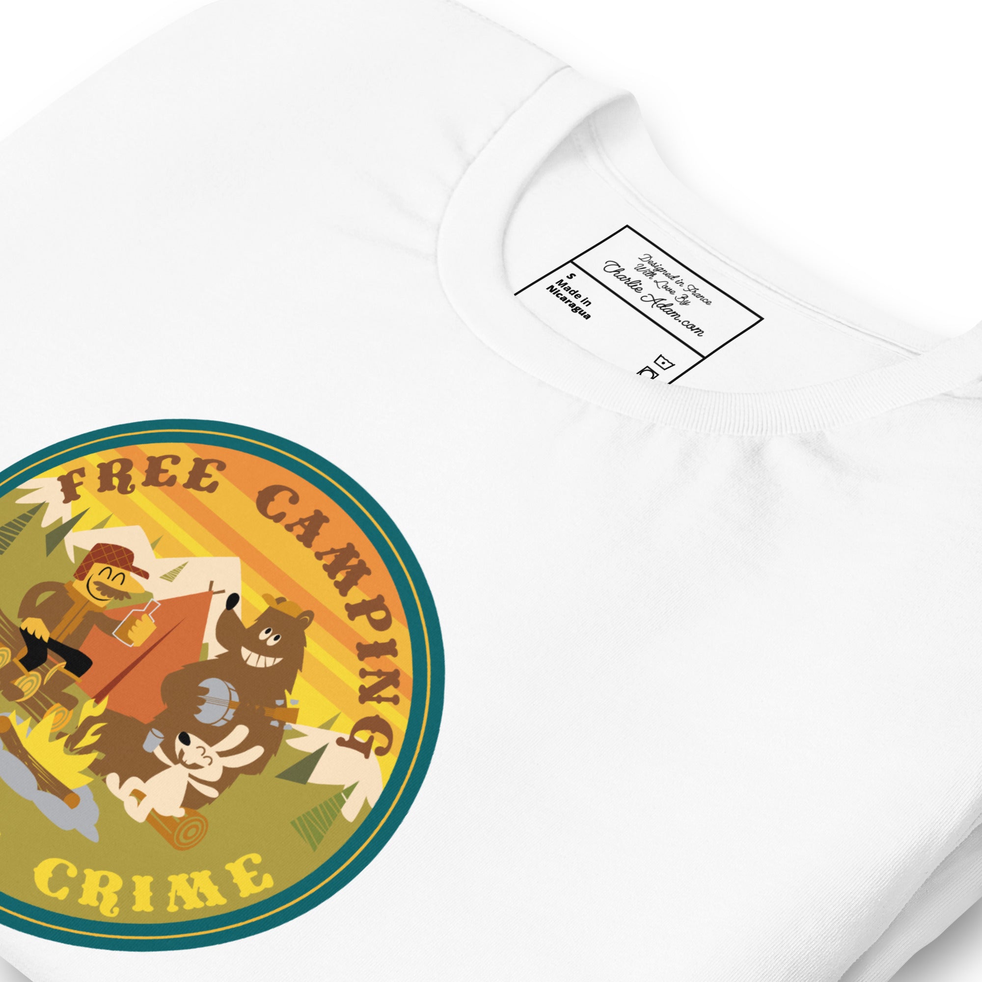 T-shirt en coton unisexe Free Camping is not a crime sur couleurs claires